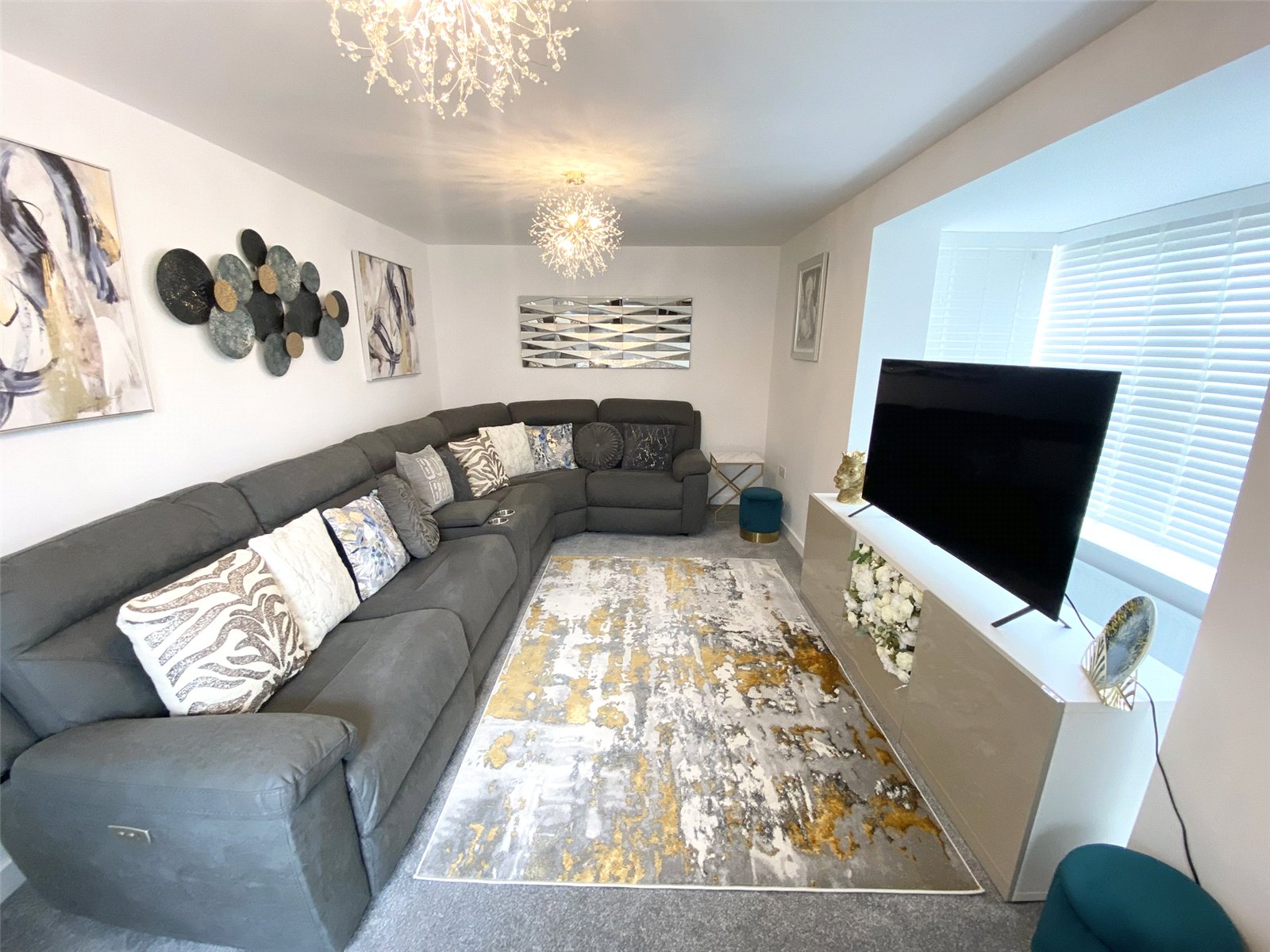 Eric Evans Lane, Priorslee, Telford, TF2 - DB Roberts