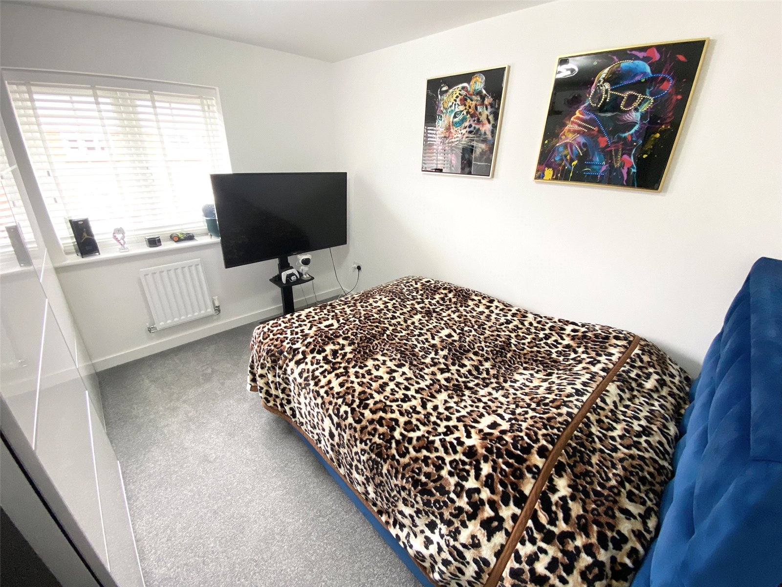 Eric Evans Lane, Priorslee, Telford, TF2 - DB Roberts
