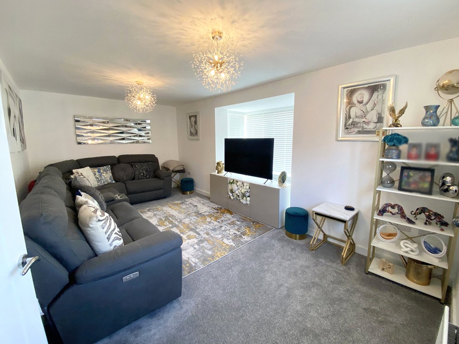 Eric Evans Lane, Priorslee, Telford, TF2 - DB Roberts
