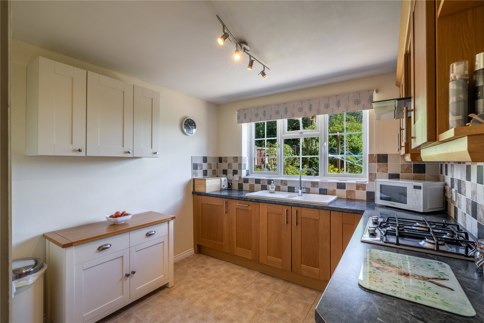 Ely Close, Priorslee, Telford, TF2 - DB Roberts