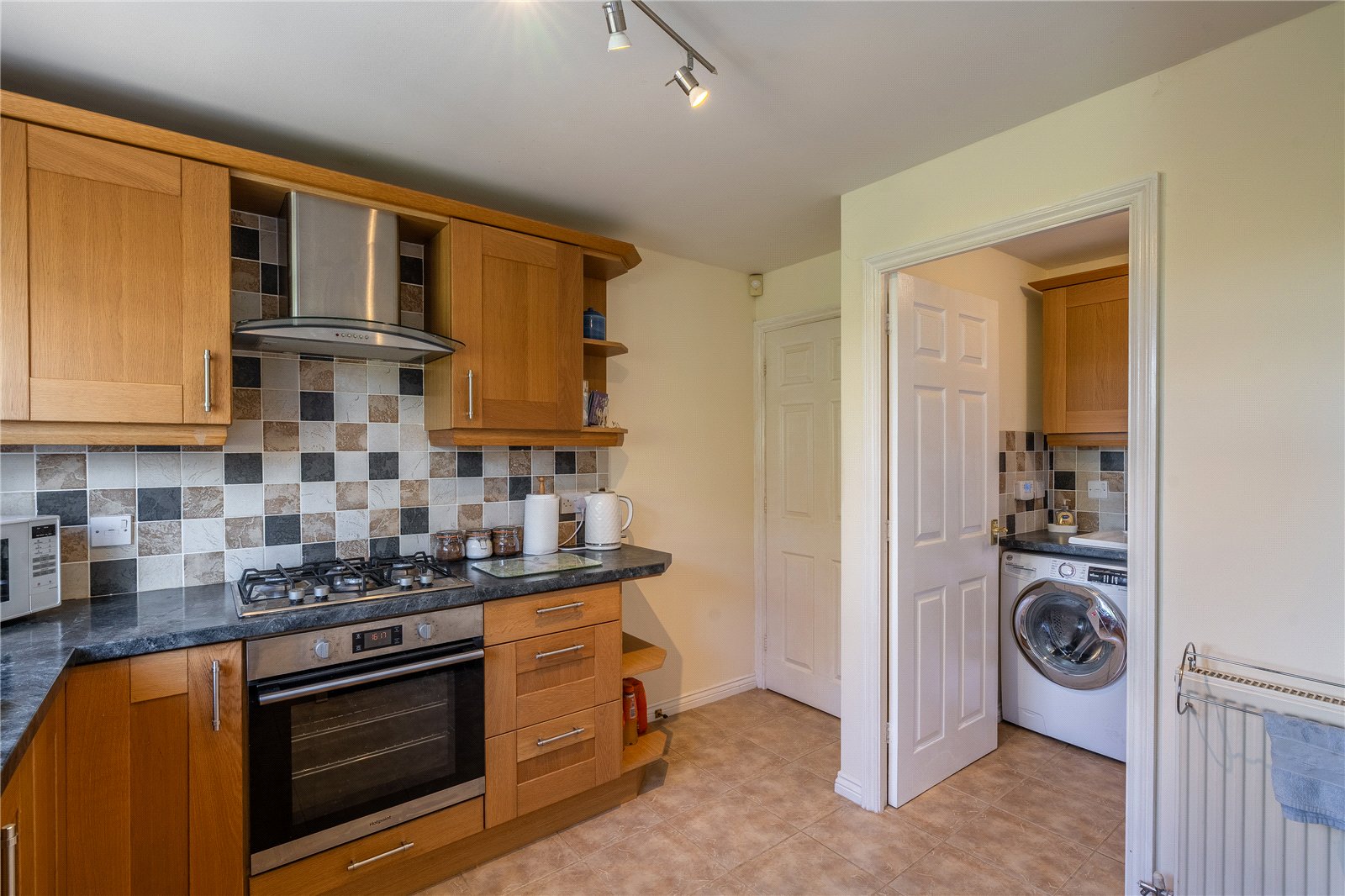 Ely Close, Priorslee, Telford, TF2 - DB Roberts