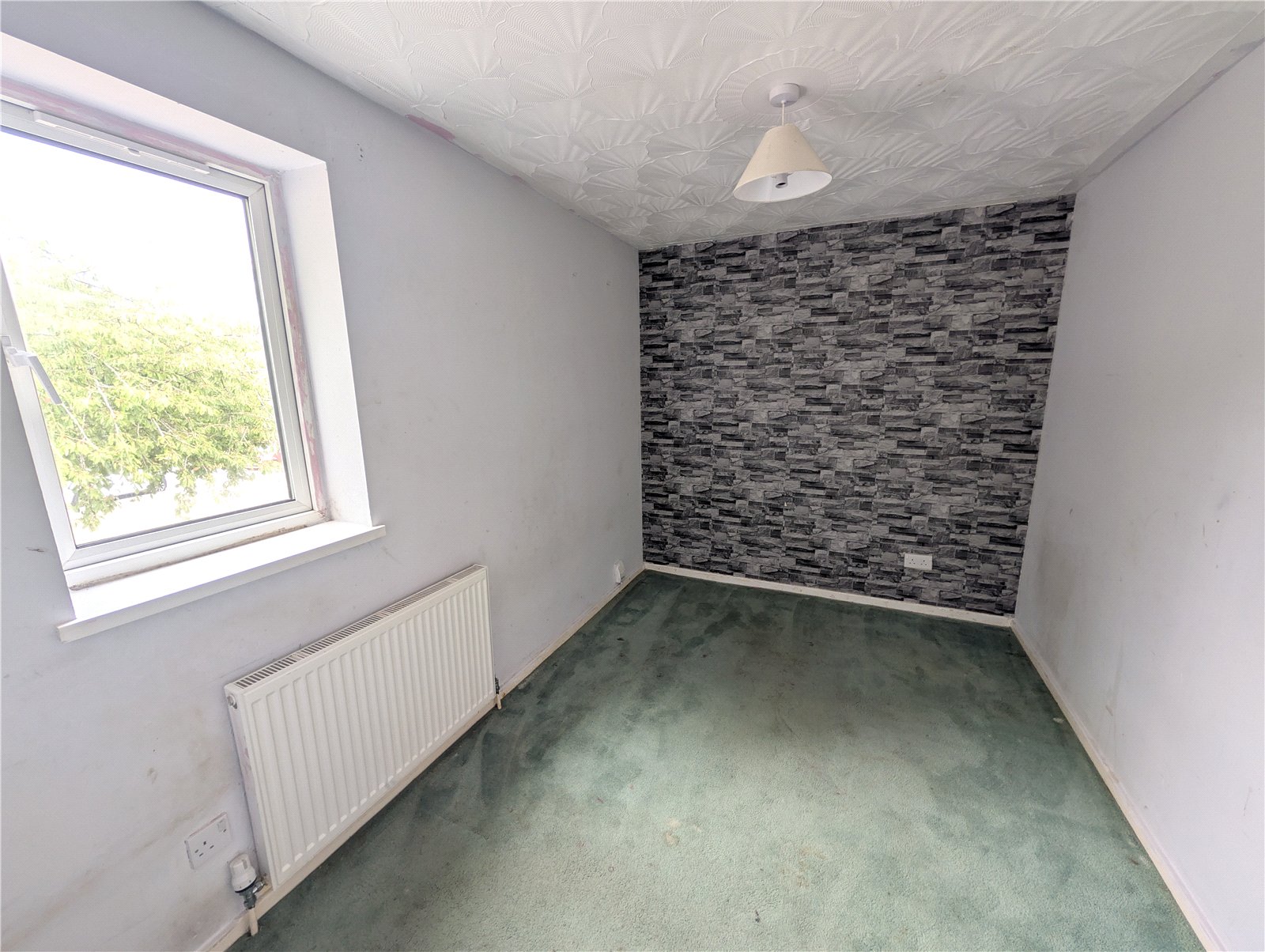 Weybridge, Woodside, Telford, TF7 - DB Roberts
