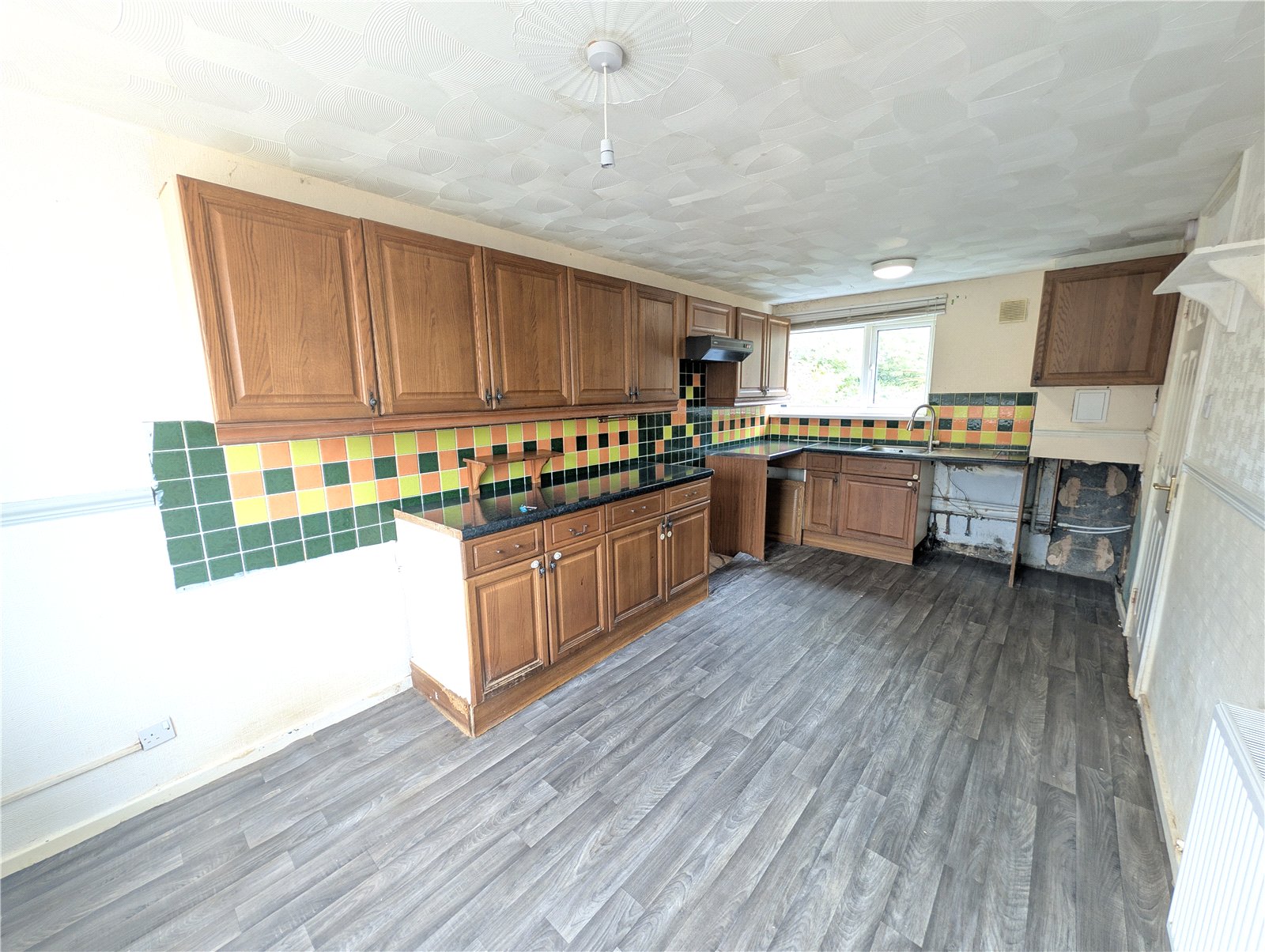 Weybridge, Woodside, Telford, TF7 - DB Roberts