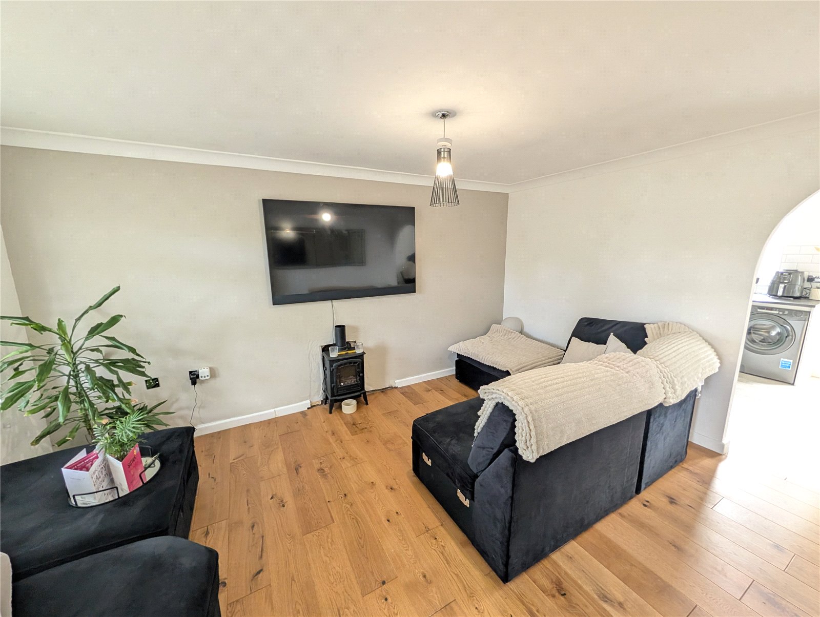 Forge Valley Way, Wombourne, Wolverhampton, WV5 - DB Roberts