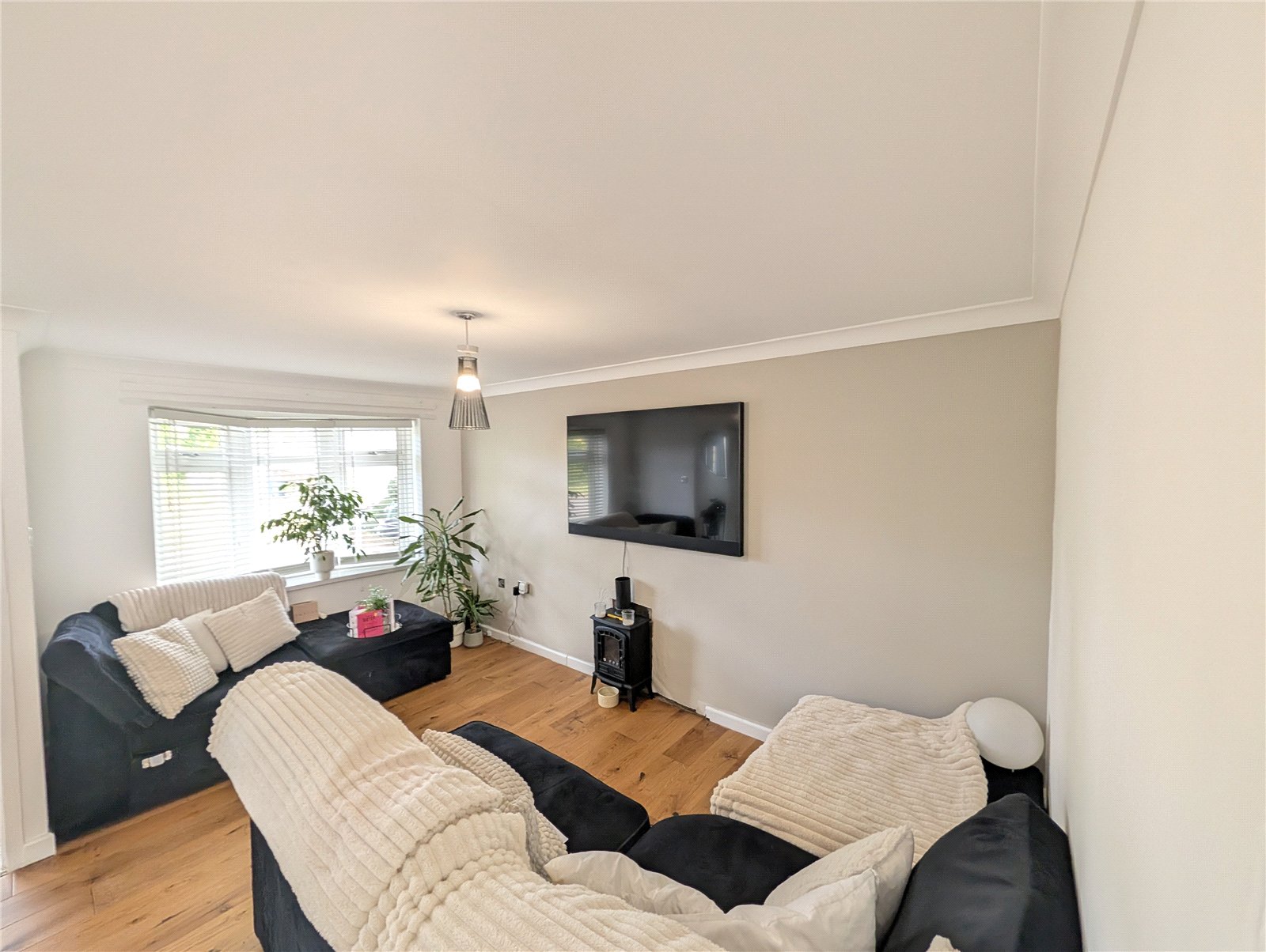 Forge Valley Way, Wombourne, Wolverhampton, WV5 - DB Roberts