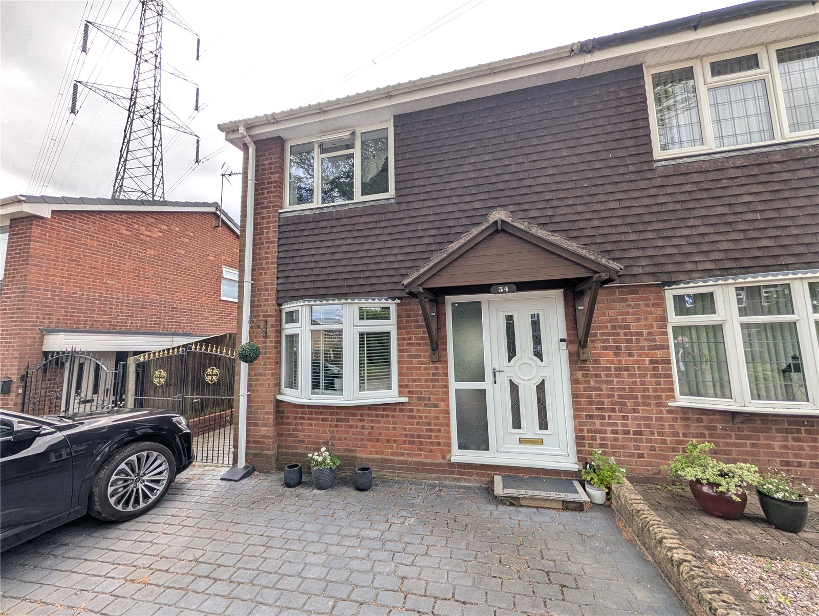 Forge Valley Way, Wombourne, Wolverhampton, WV5 - DB Roberts