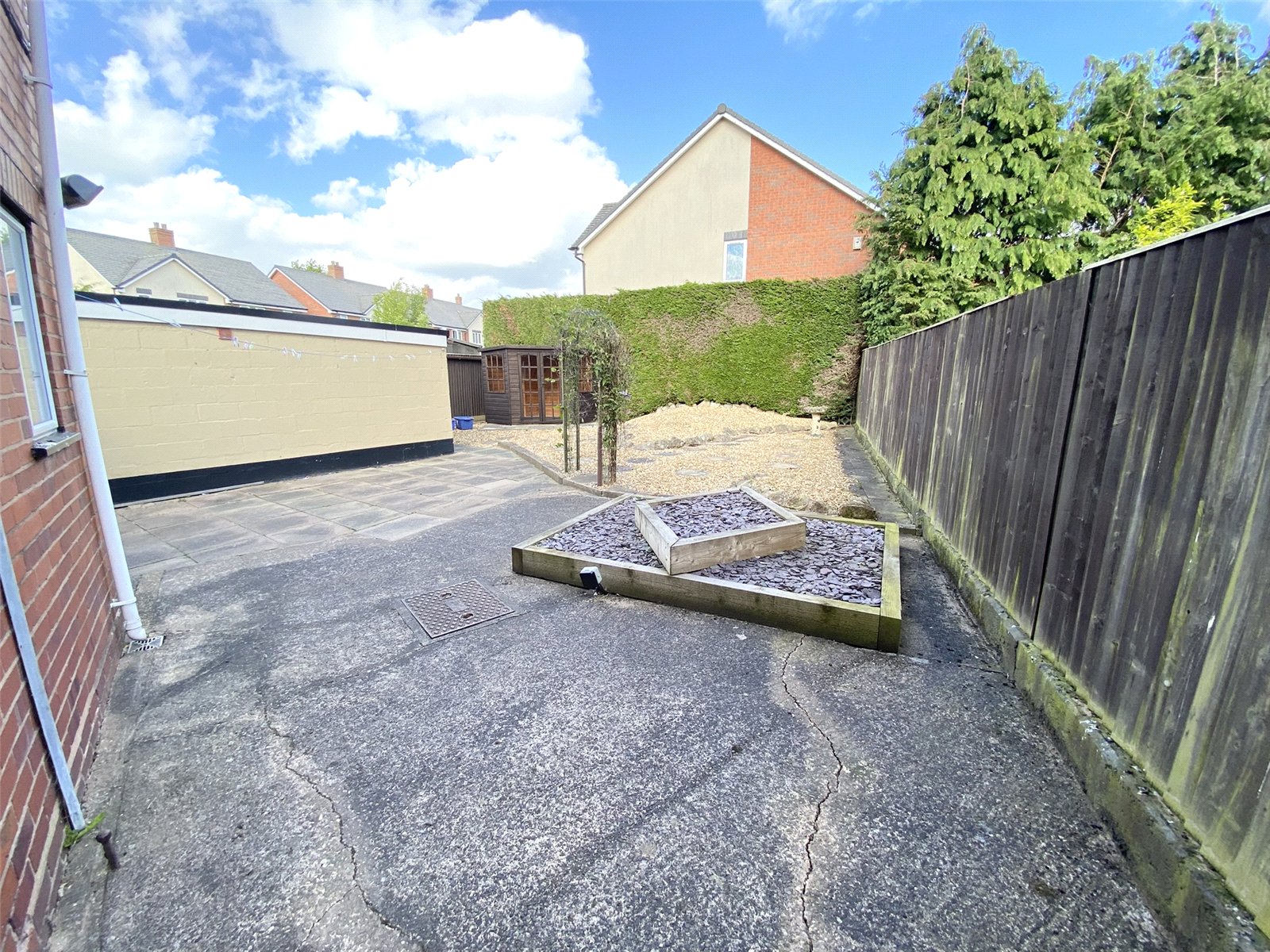 Ardern Avenue, Dawley, Telford, TF4 - DB Roberts