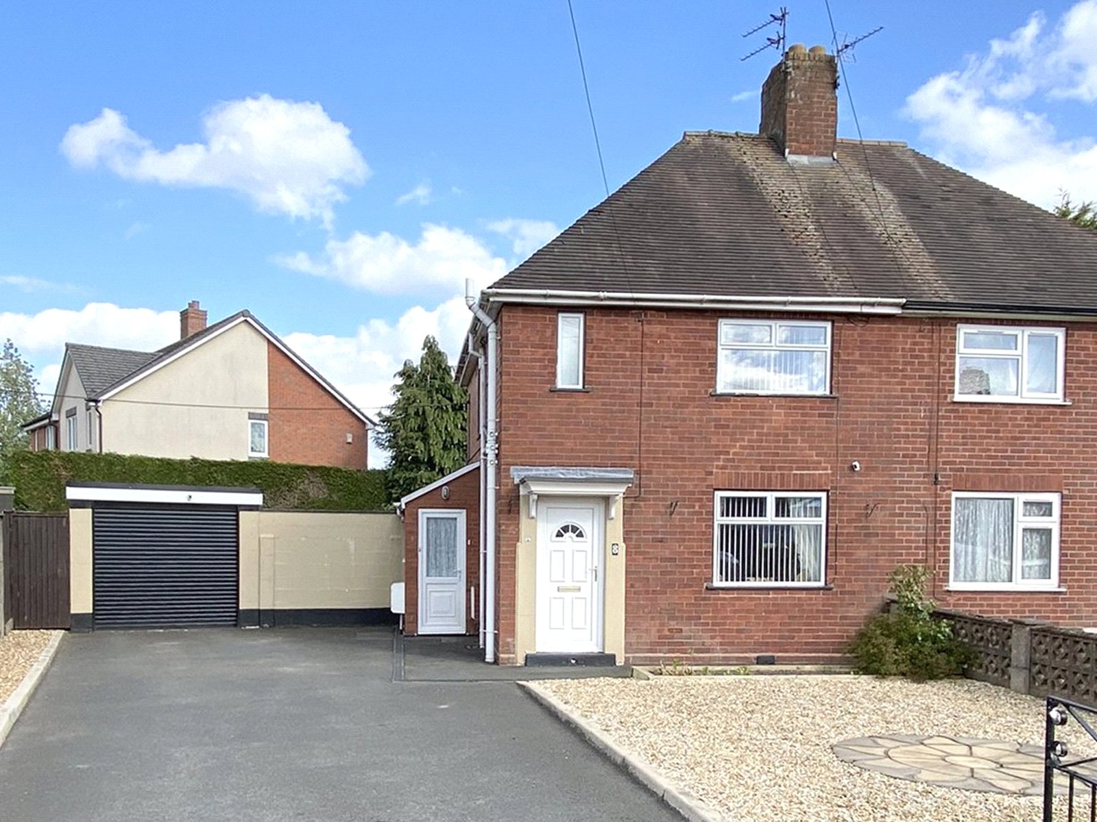 Ardern Avenue, Dawley, Telford, TF4 - DB Roberts