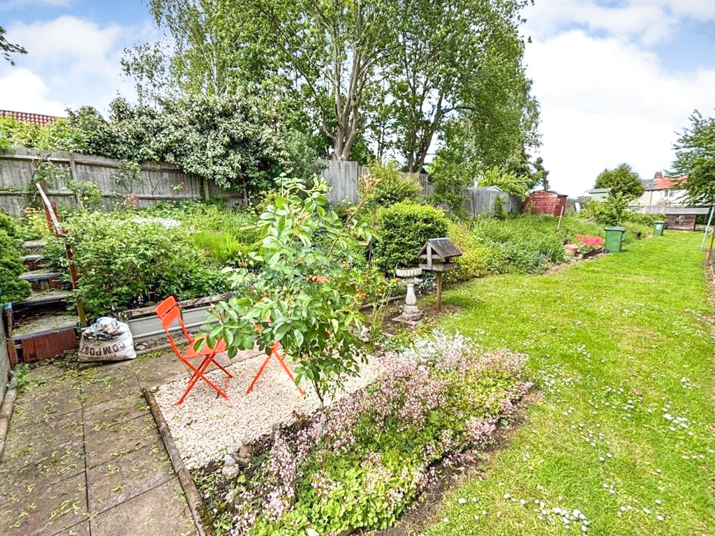 Snedshill Way, Snedshill, Telford, TF2 - DB Roberts