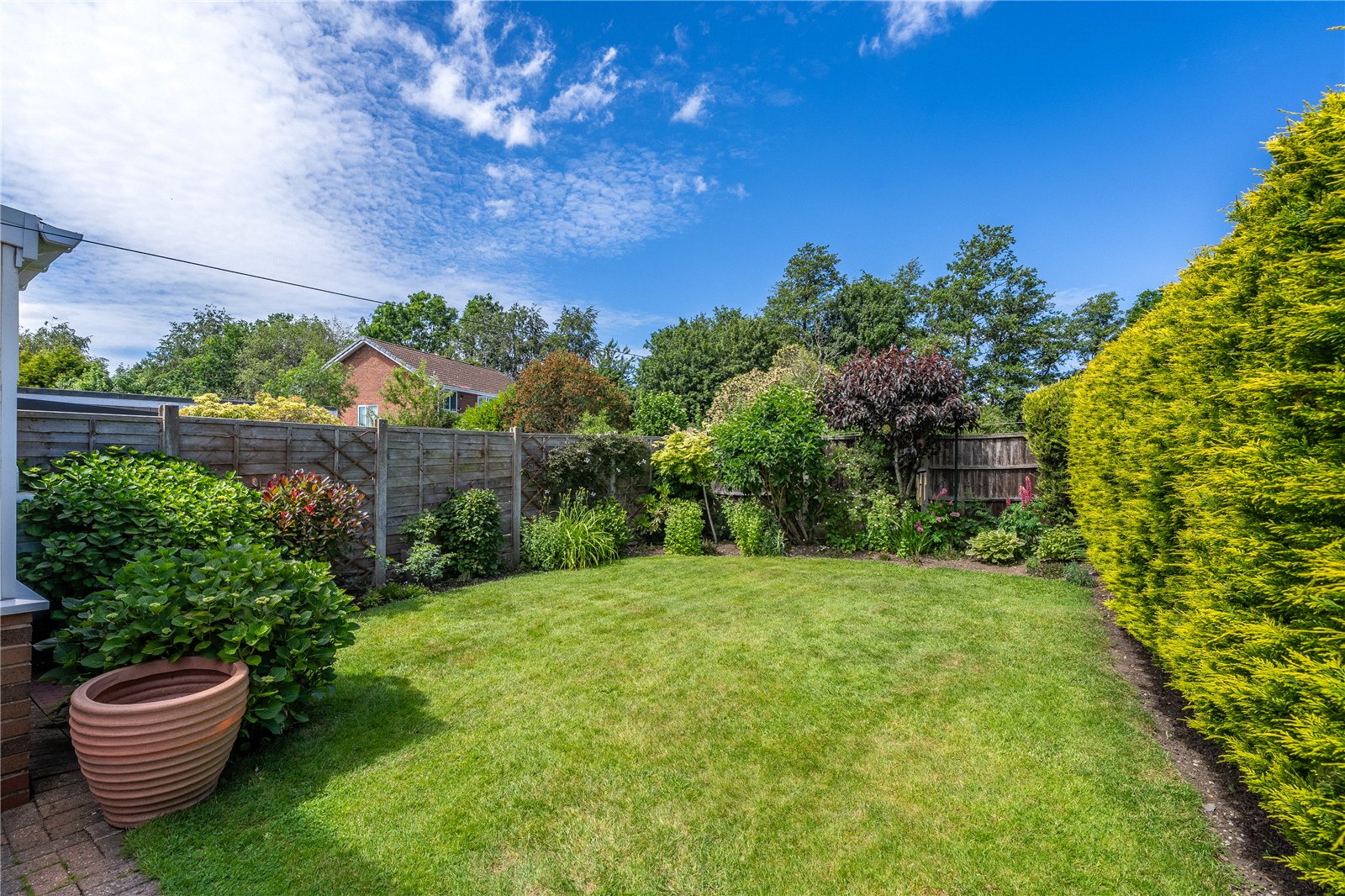 Howland Close, Pendeford, Wolverhampton, WV9 - DB Roberts