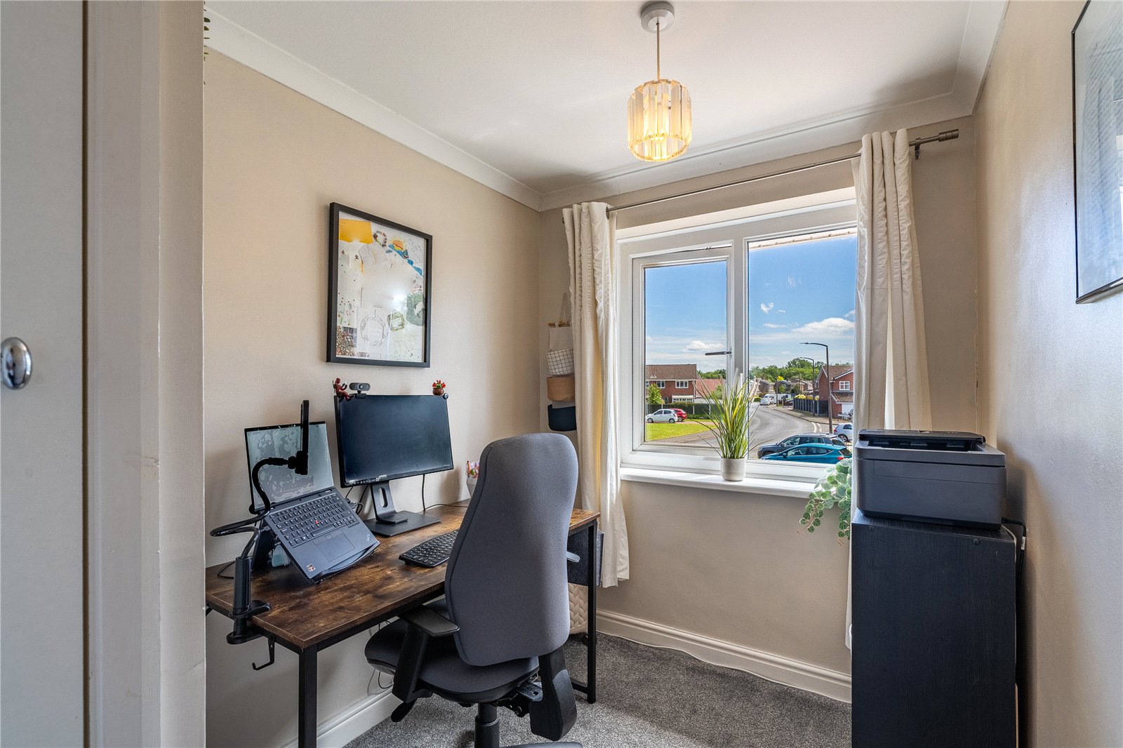Howland Close, Pendeford, Wolverhampton, WV9 - DB Roberts