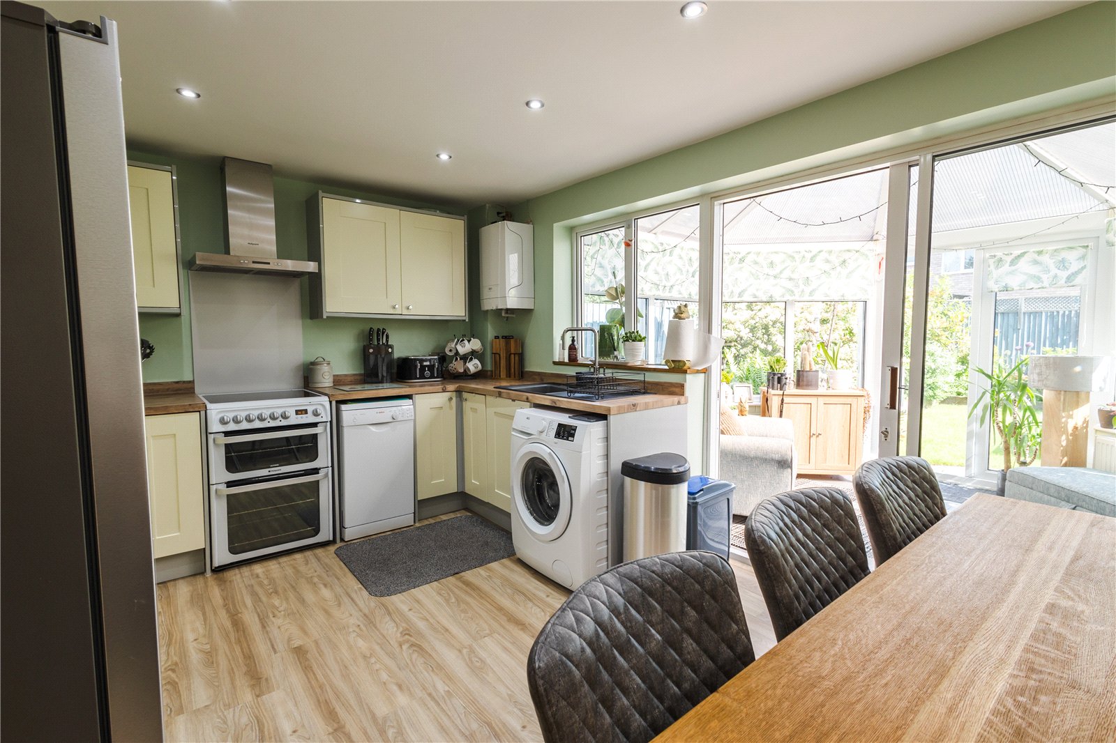 Scott Close, Sutton Hill, Telford, TF7 - DB Roberts