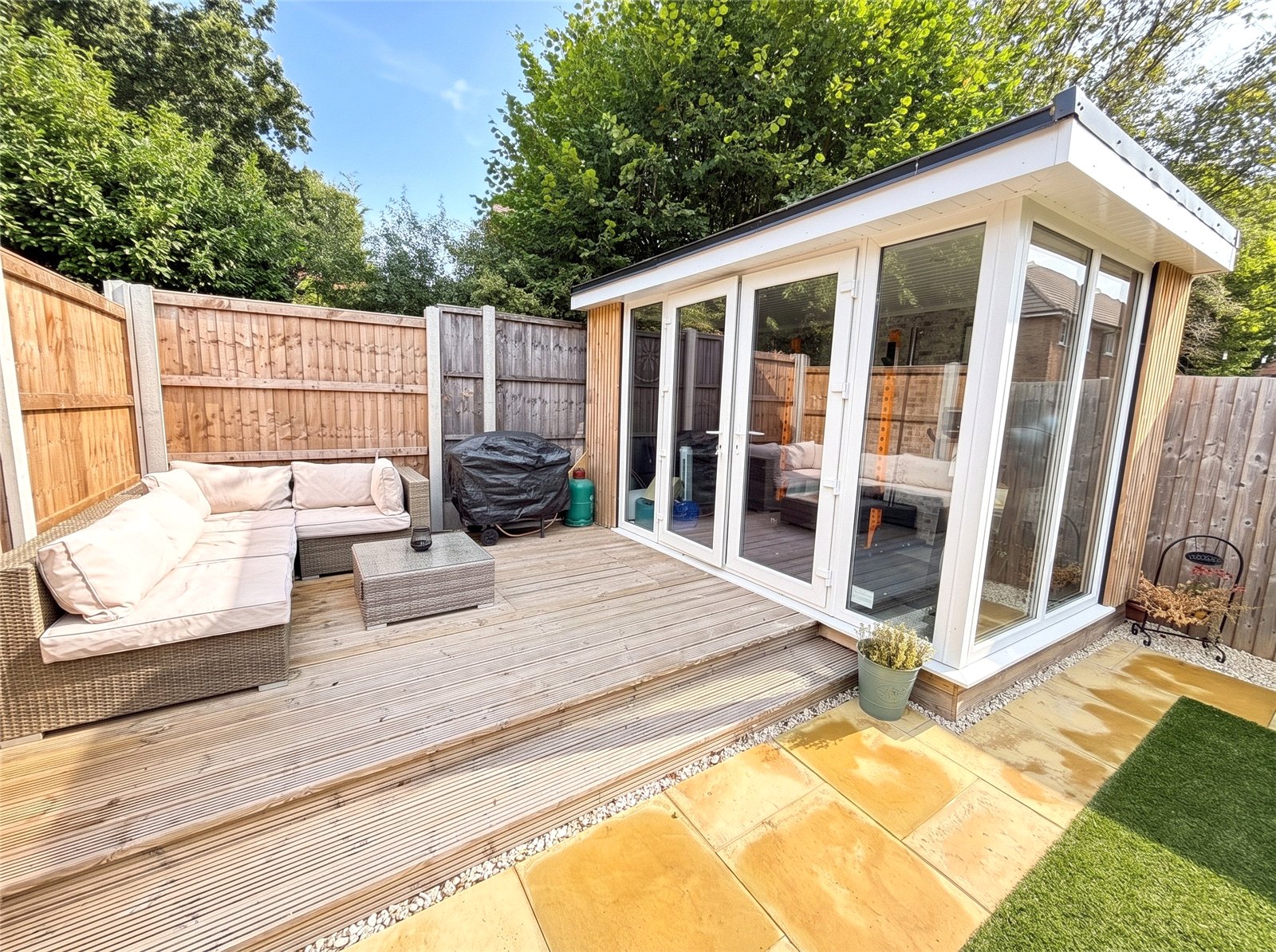 Herbert Owen Drive, Priorslee, Telford, TF2 - DB Roberts