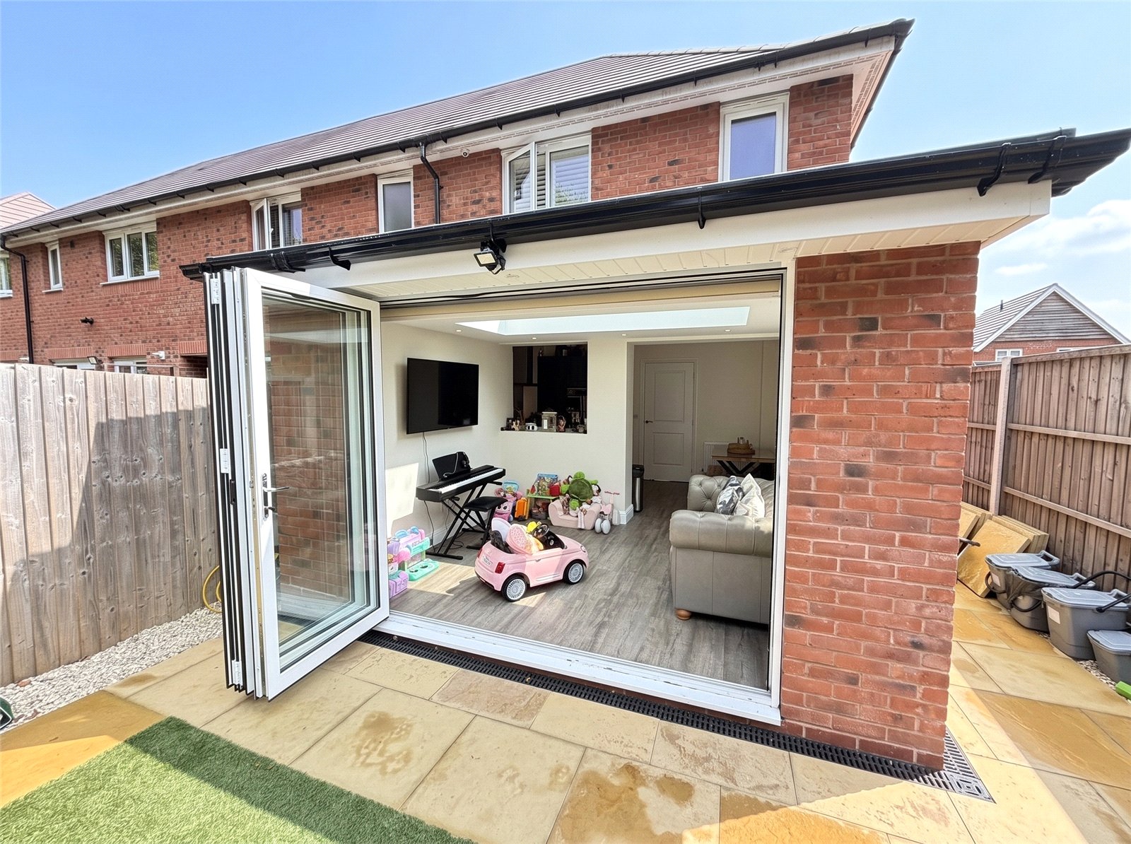 Herbert Owen Drive, Priorslee, Telford, TF2 - DB Roberts