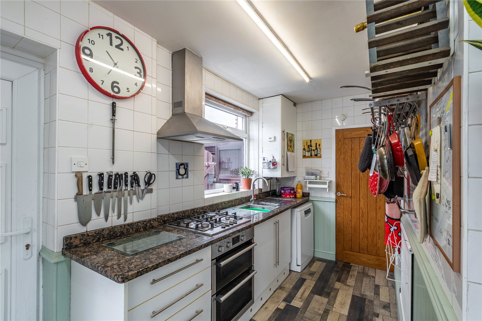 Bhylls Crescent, Wolverhampton, West Midlands, WV3 - DB Roberts