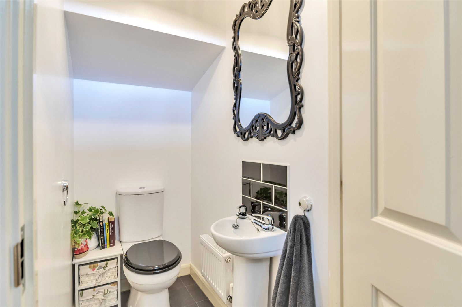 Laburnum Grove, Spring Gardens, Shrewsbury, SY1 - DB Roberts