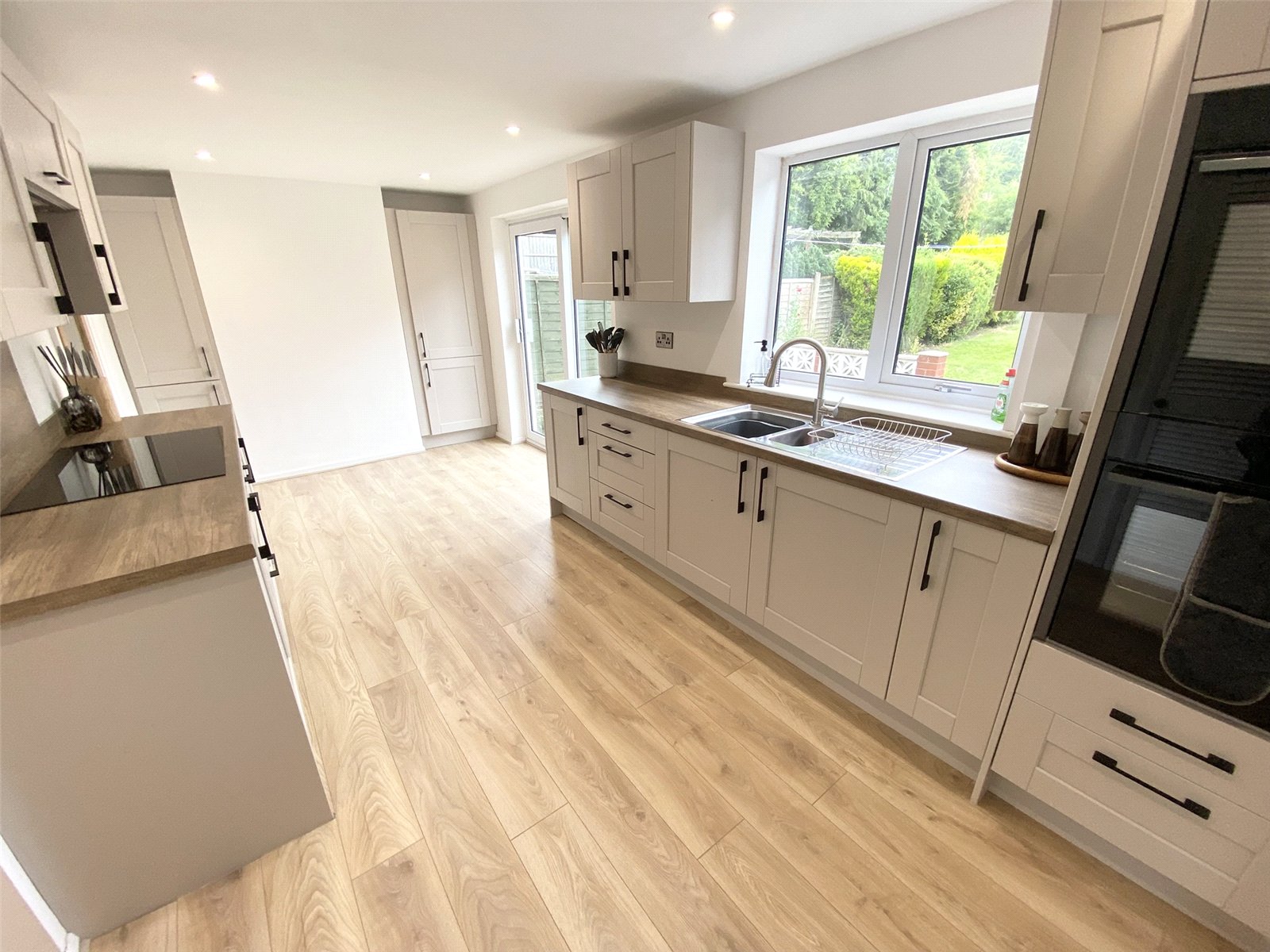 Second Avenue, Ketley Bank, Telford, TF2 - DB Roberts