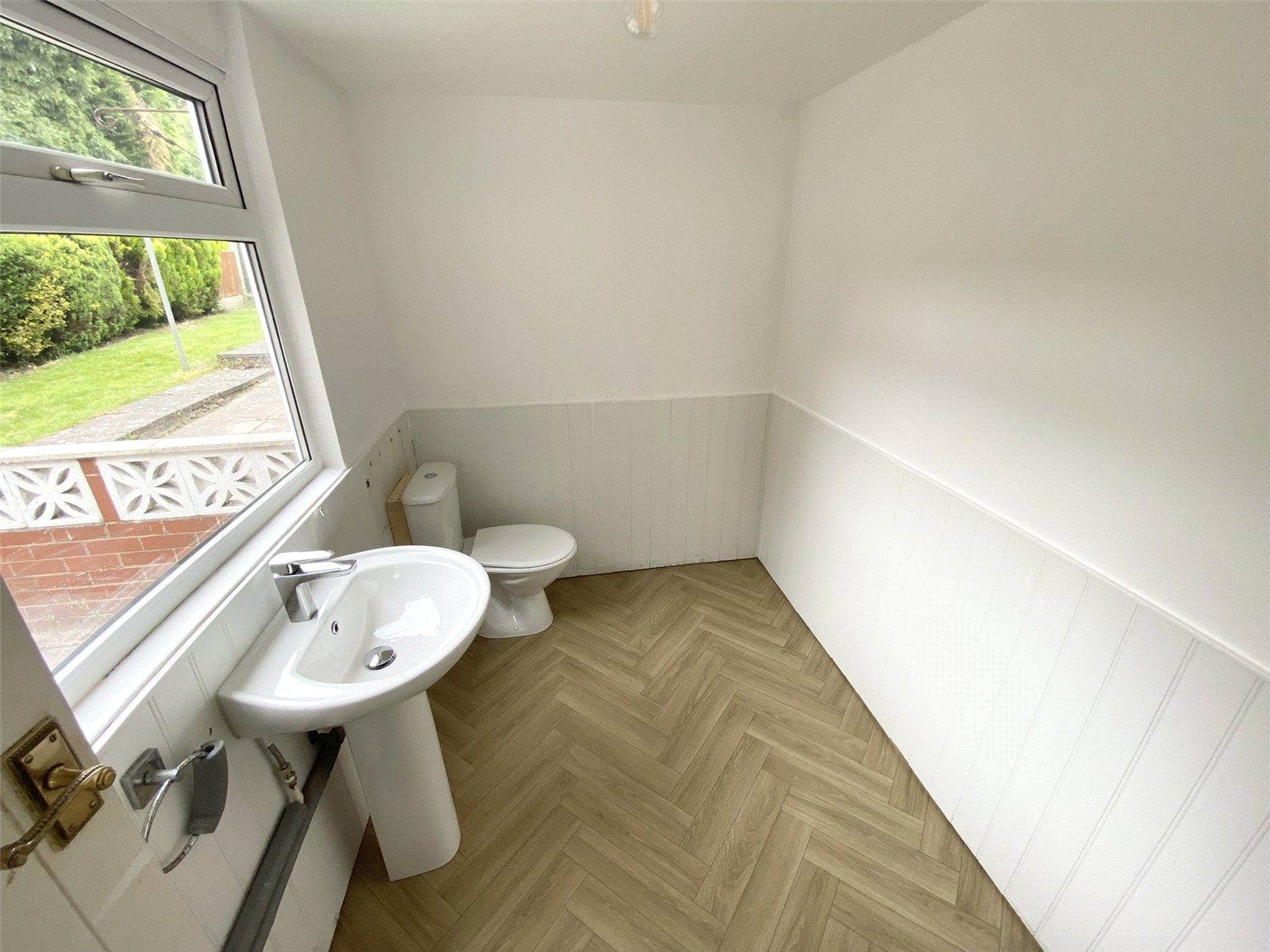 Second Avenue, Ketley Bank, Telford, TF2 - DB Roberts