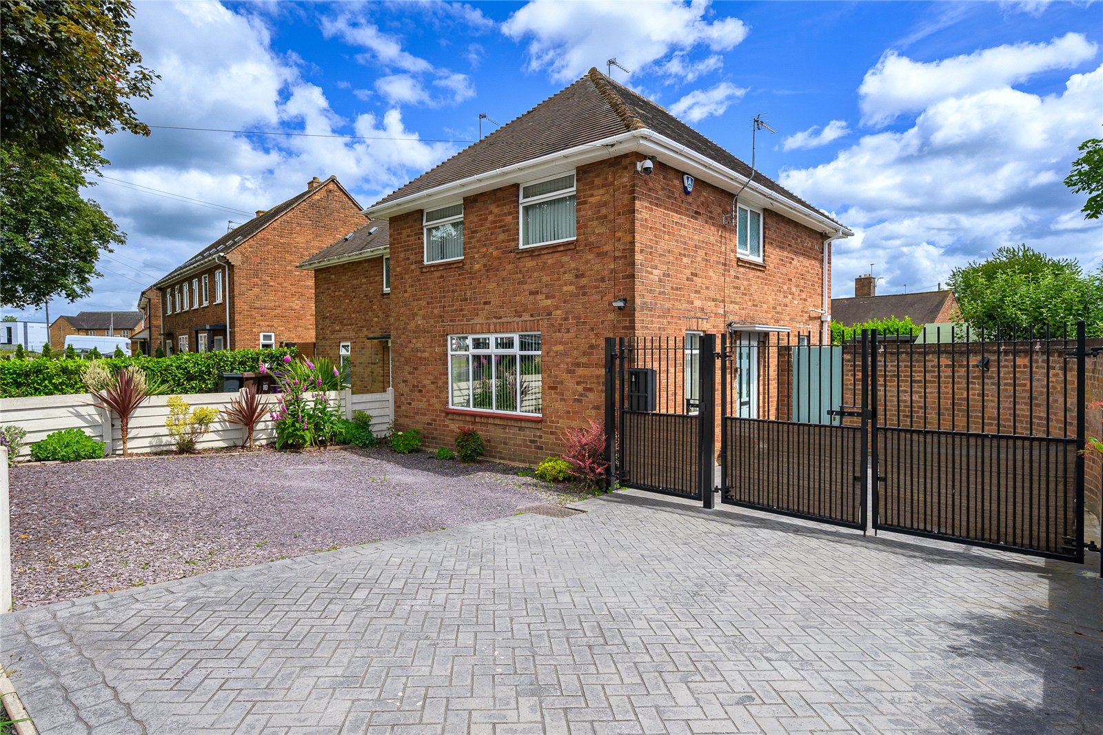 Brooklands Parade, Moseley, Wolverhampton, WV1 - DB Roberts