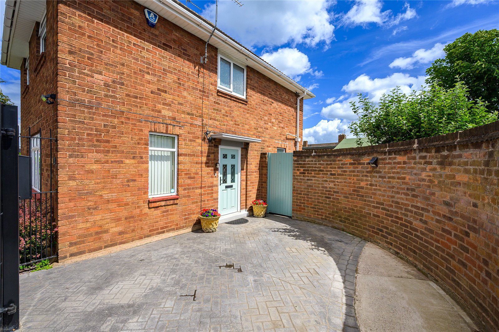 Brooklands Parade, Moseley, Wolverhampton, WV1 - DB Roberts