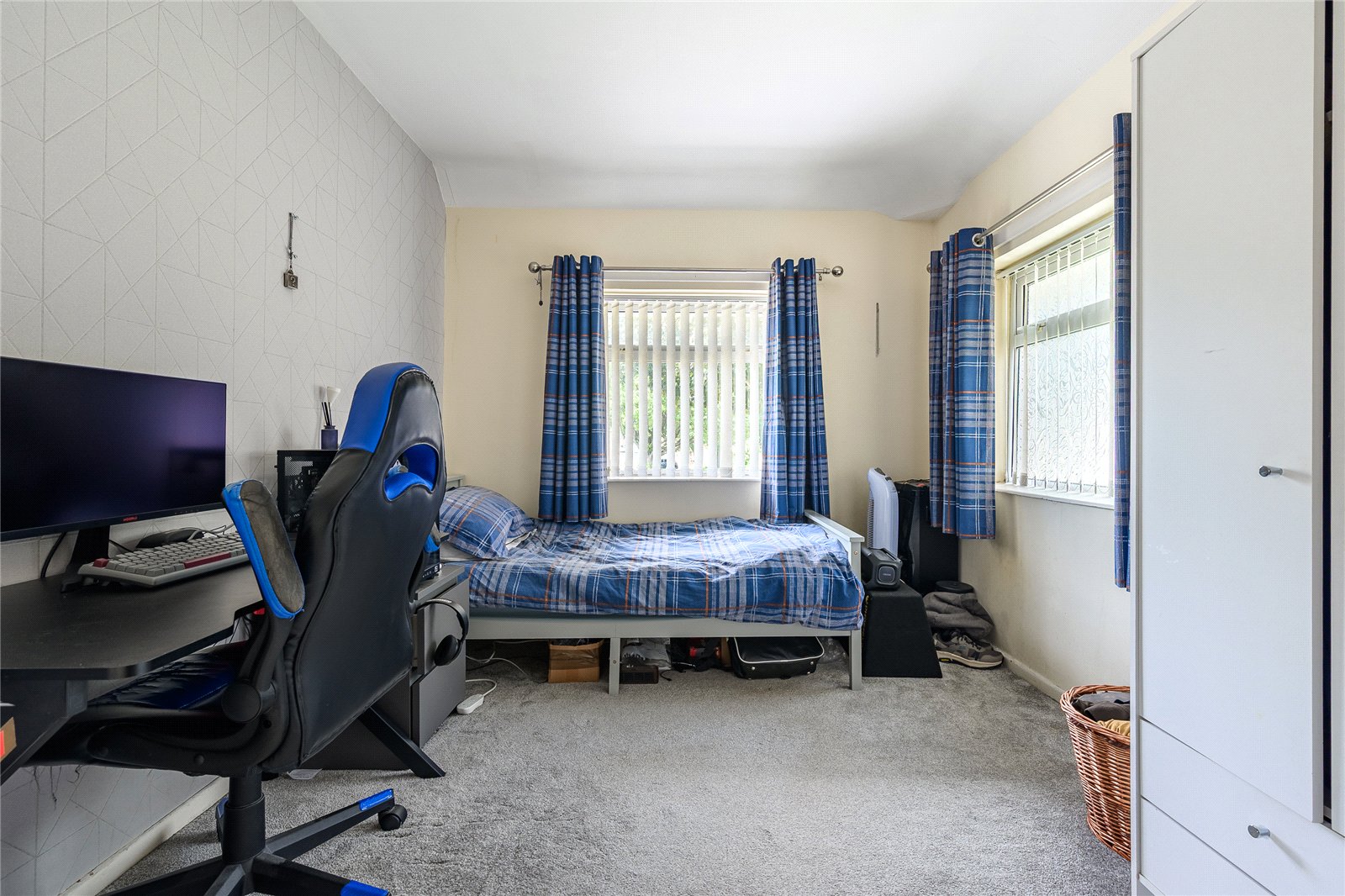 Brooklands Parade, Moseley, Wolverhampton, WV1 - DB Roberts