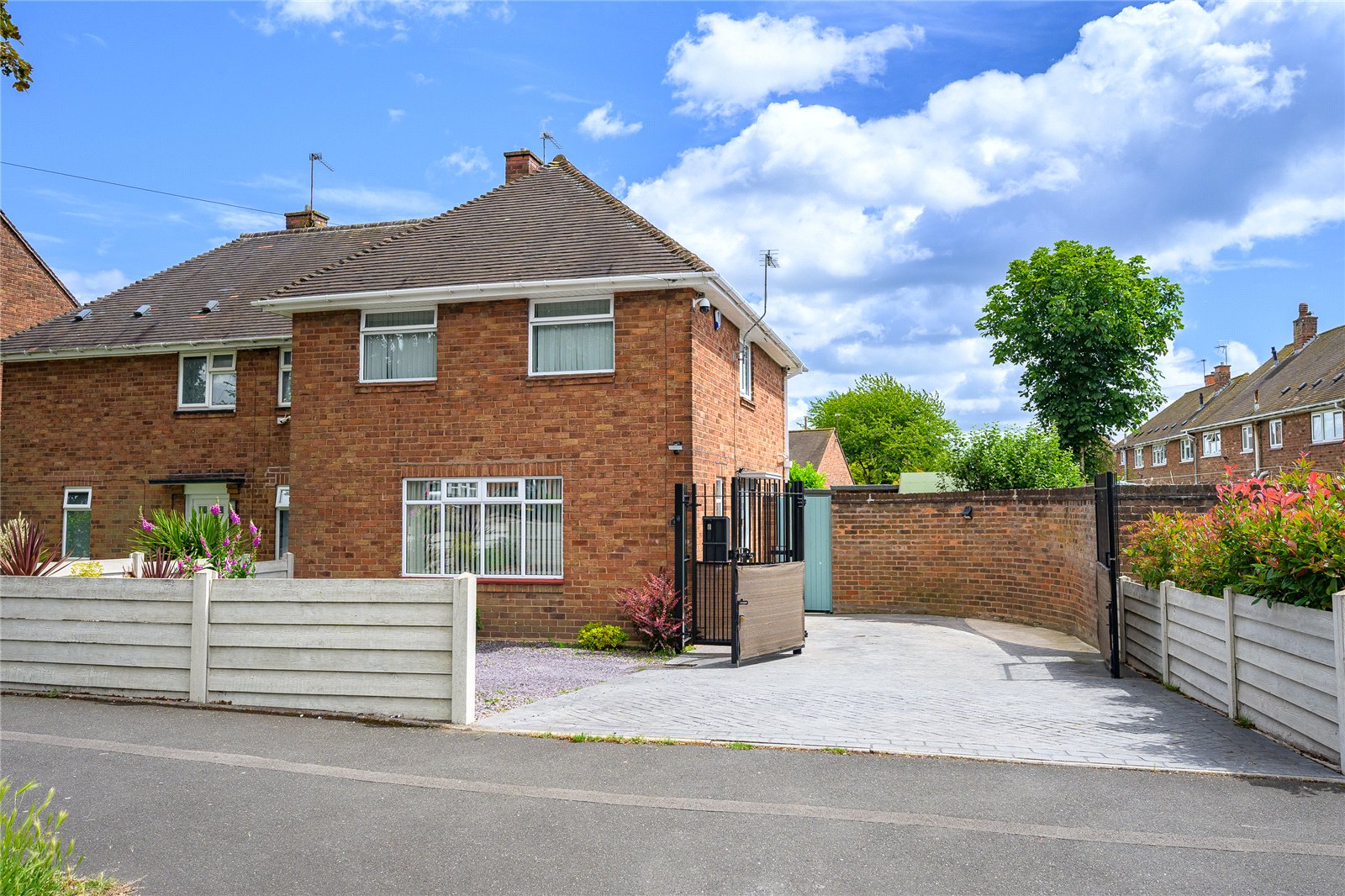 Brooklands Parade, Moseley, Wolverhampton, WV1 - DB Roberts
