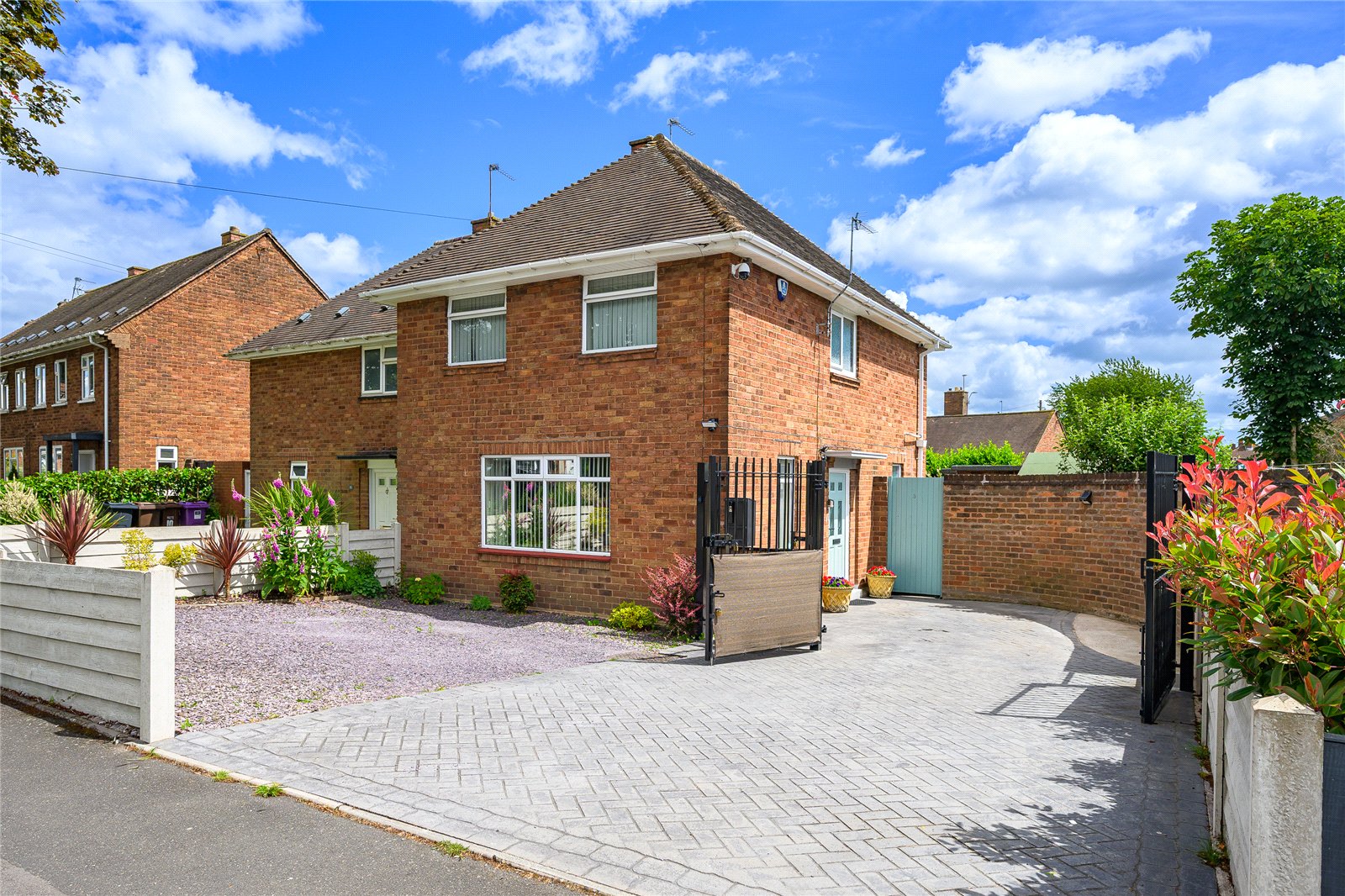 Brooklands Parade, Moseley, Wolverhampton, WV1 - DB Roberts