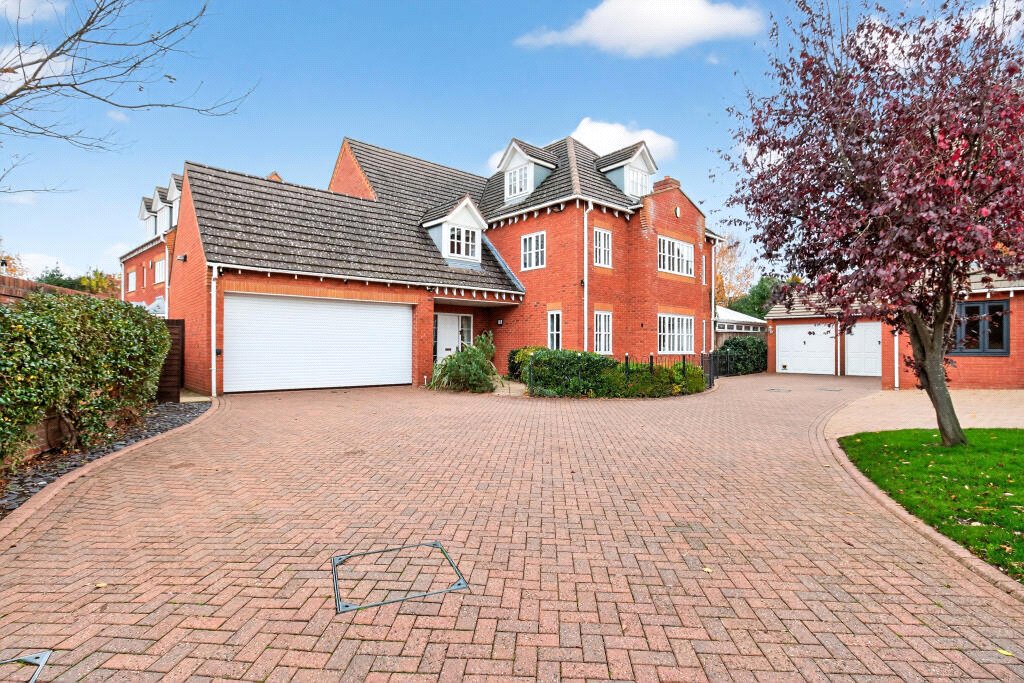 Bratton Road, Bratton, Telford, TF5 - DB Roberts