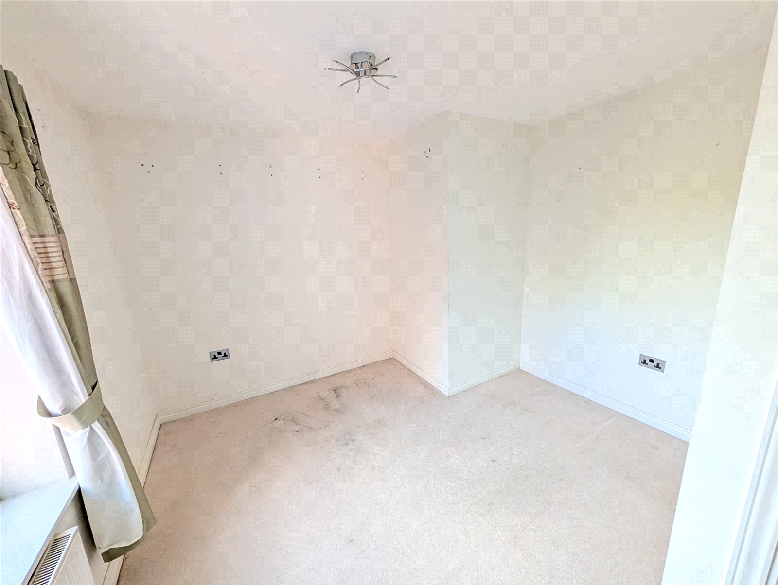 Bratton Road, Bratton, Telford, TF5 - DB Roberts