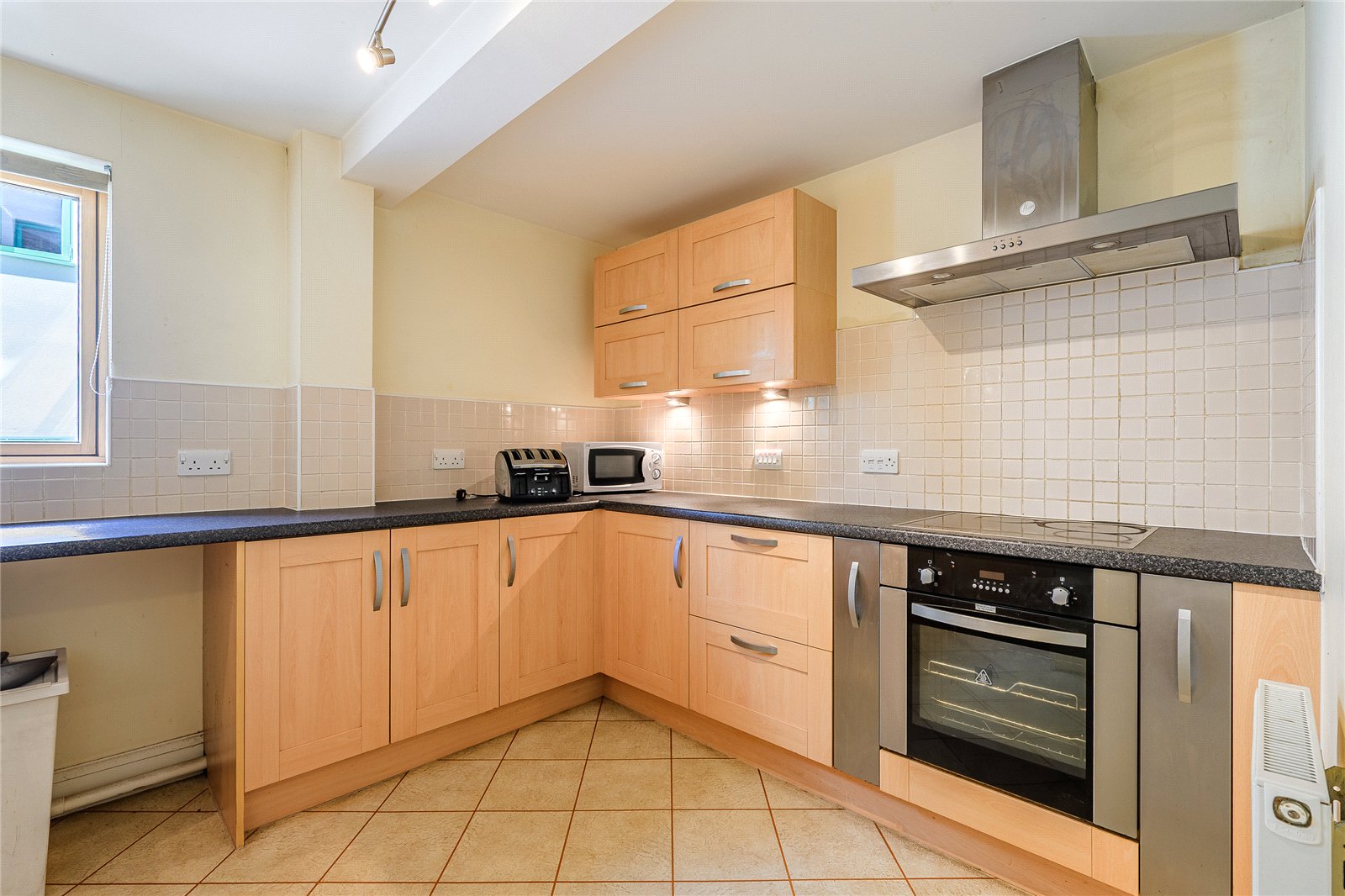 Muchall Road, Upper Penn, Wolverhampton, WV4 - DB Roberts