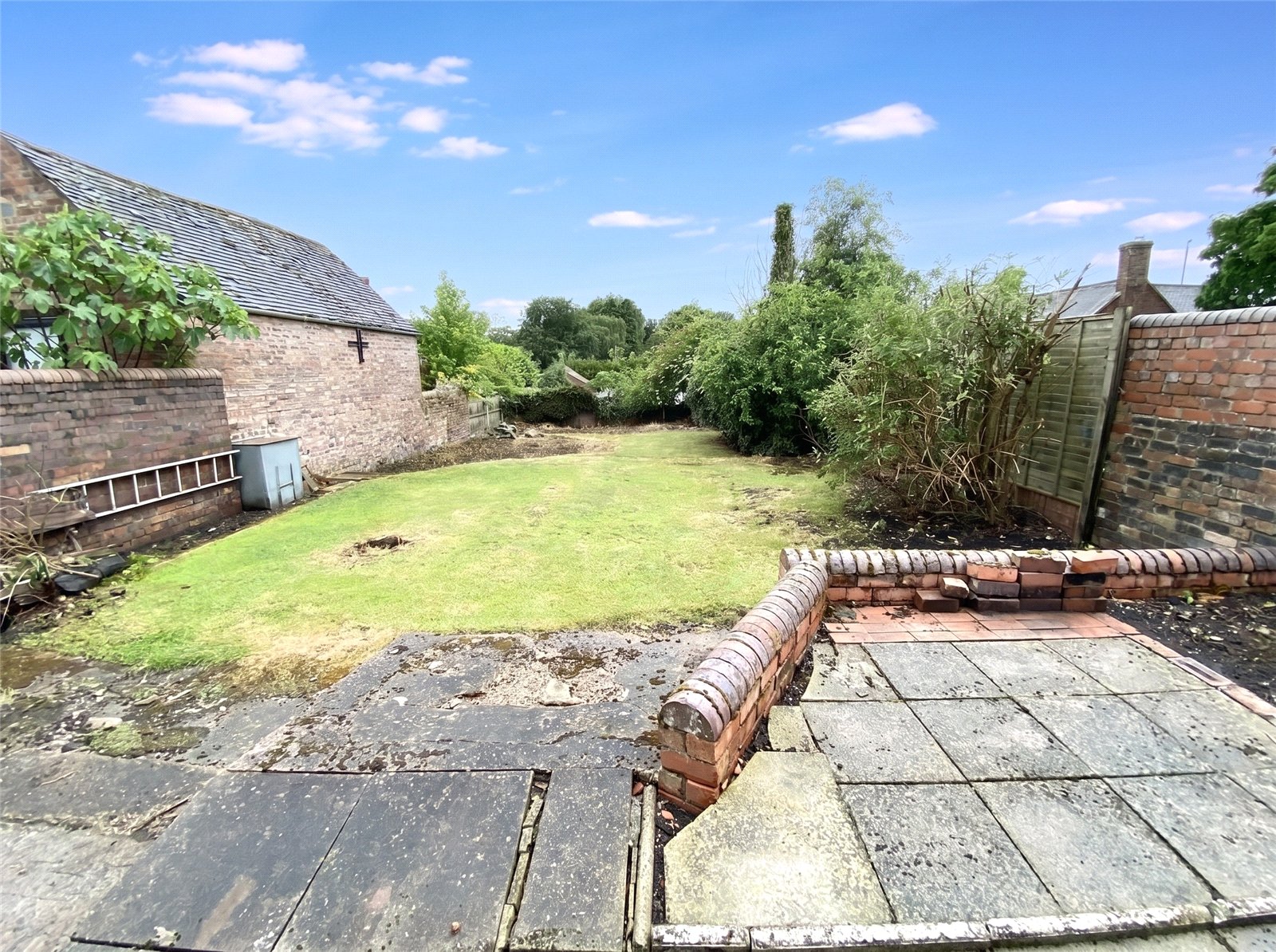 Chapel Street, Dawley, Telford, TF4 - DB Roberts
