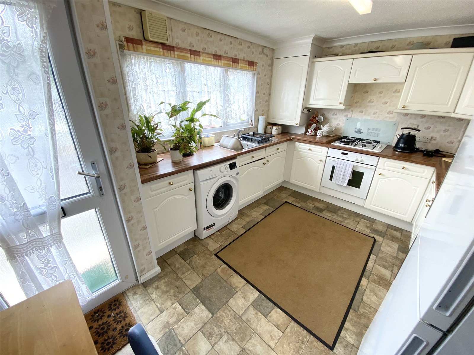 Worfield Close, Severn Gorge Park, Telford, TF7 - DB Roberts
