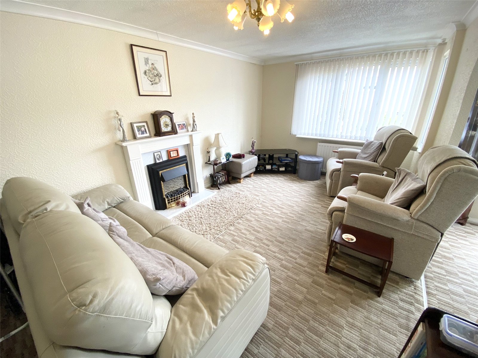 Worfield Close, Severn Gorge Park, Telford, TF7 - DB Roberts