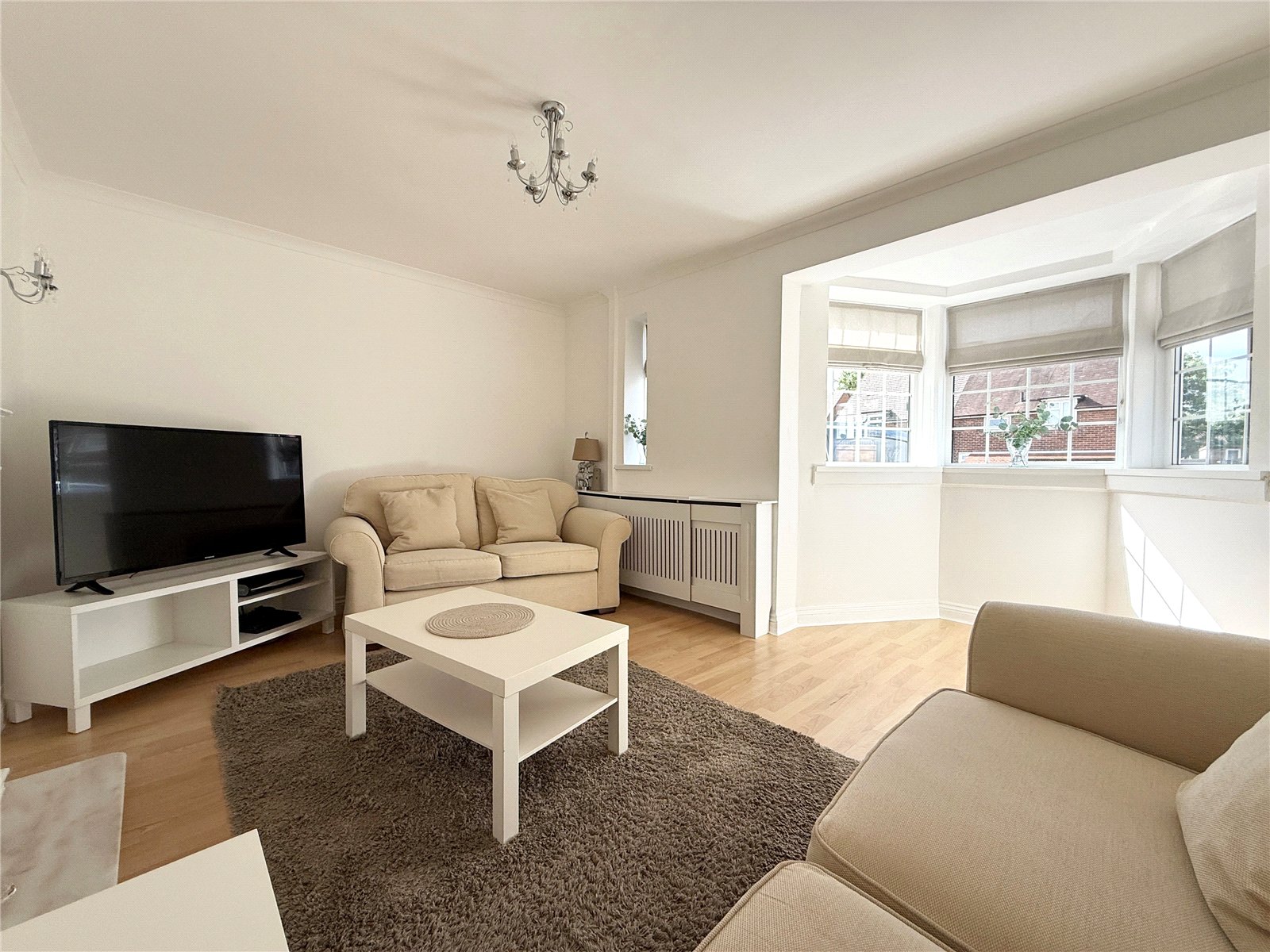 Benton Crescent, Bloxwich, Walsall, WS3 - DB Roberts