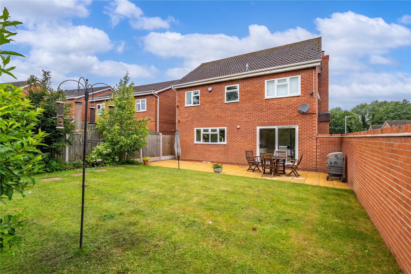 Crowdale Road, Shawbirch, Telford, TF5 - DB Roberts