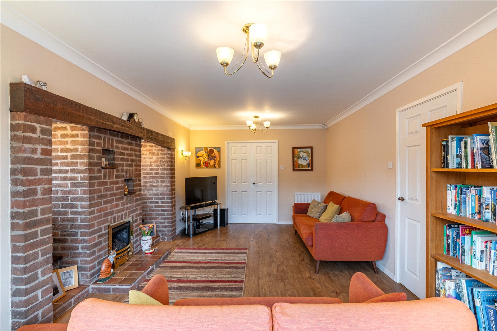 Crowdale Road, Shawbirch, Telford, TF5 - DB Roberts