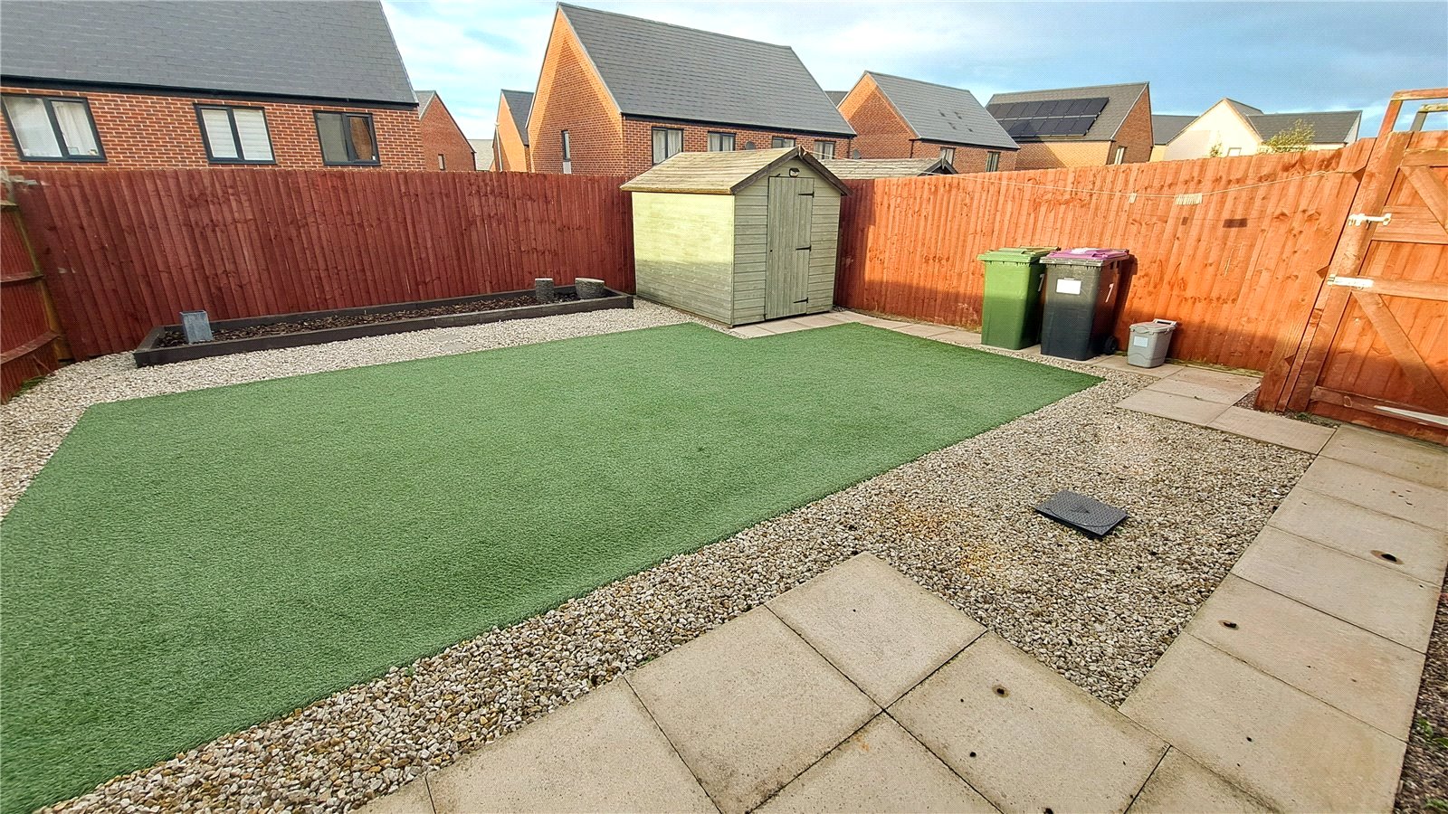 Hendy Avenue, Ketley, Telford, TF1 - DB Roberts