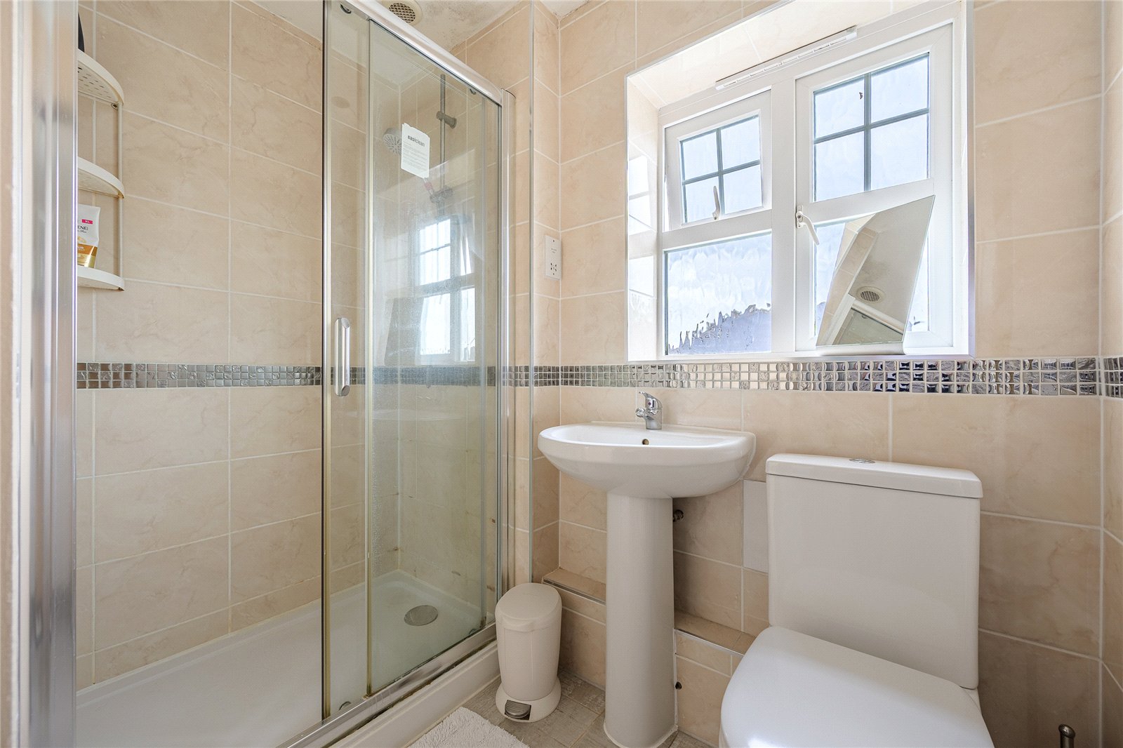 Eltham Drive, Priorslee, Telford, TF2 - DB Roberts