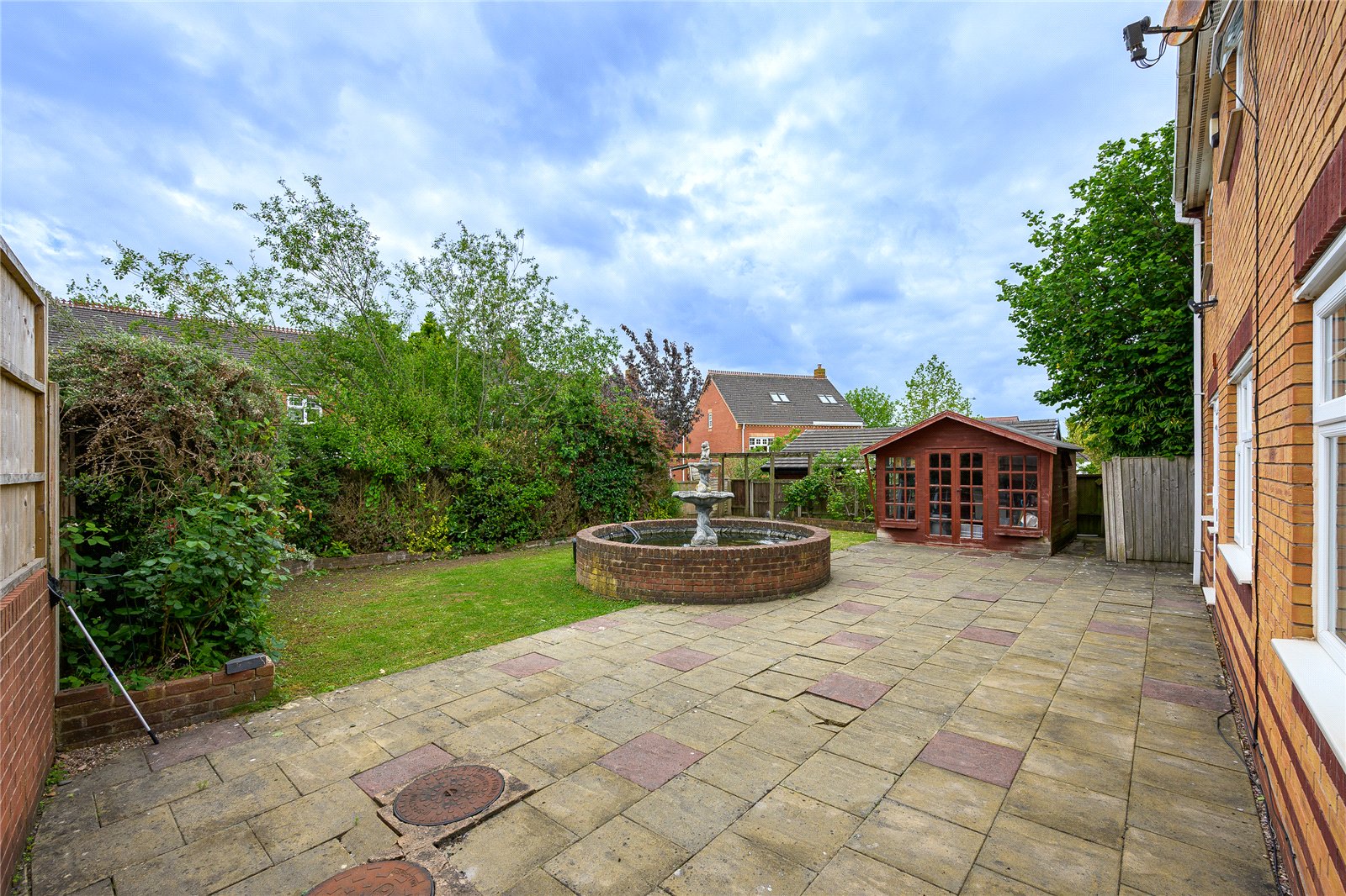 Eltham Drive, Priorslee, Telford, TF2 - DB Roberts