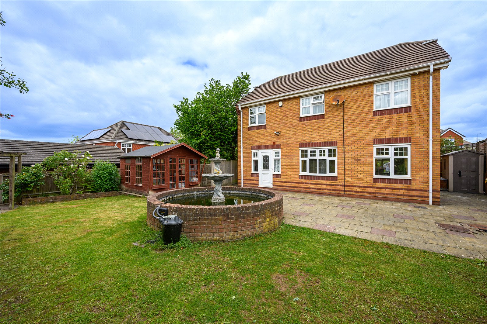 Eltham Drive, Priorslee, Telford, TF2 - DB Roberts