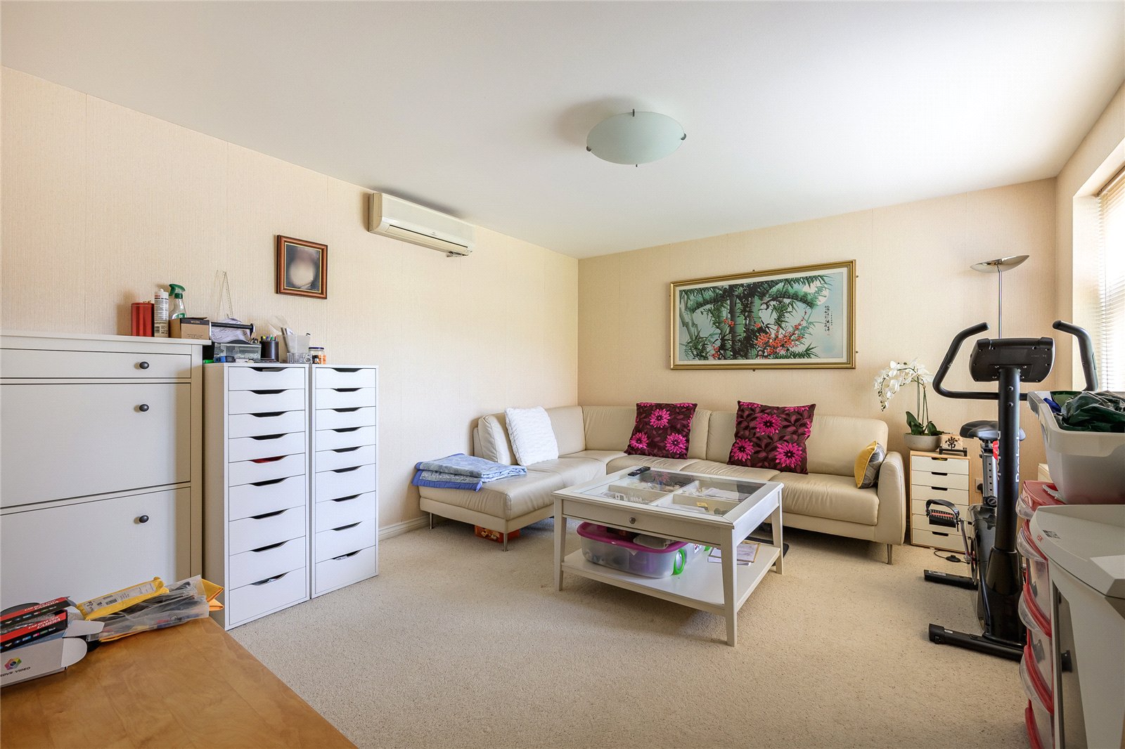 Eltham Drive, Priorslee, Telford, TF2 - DB Roberts