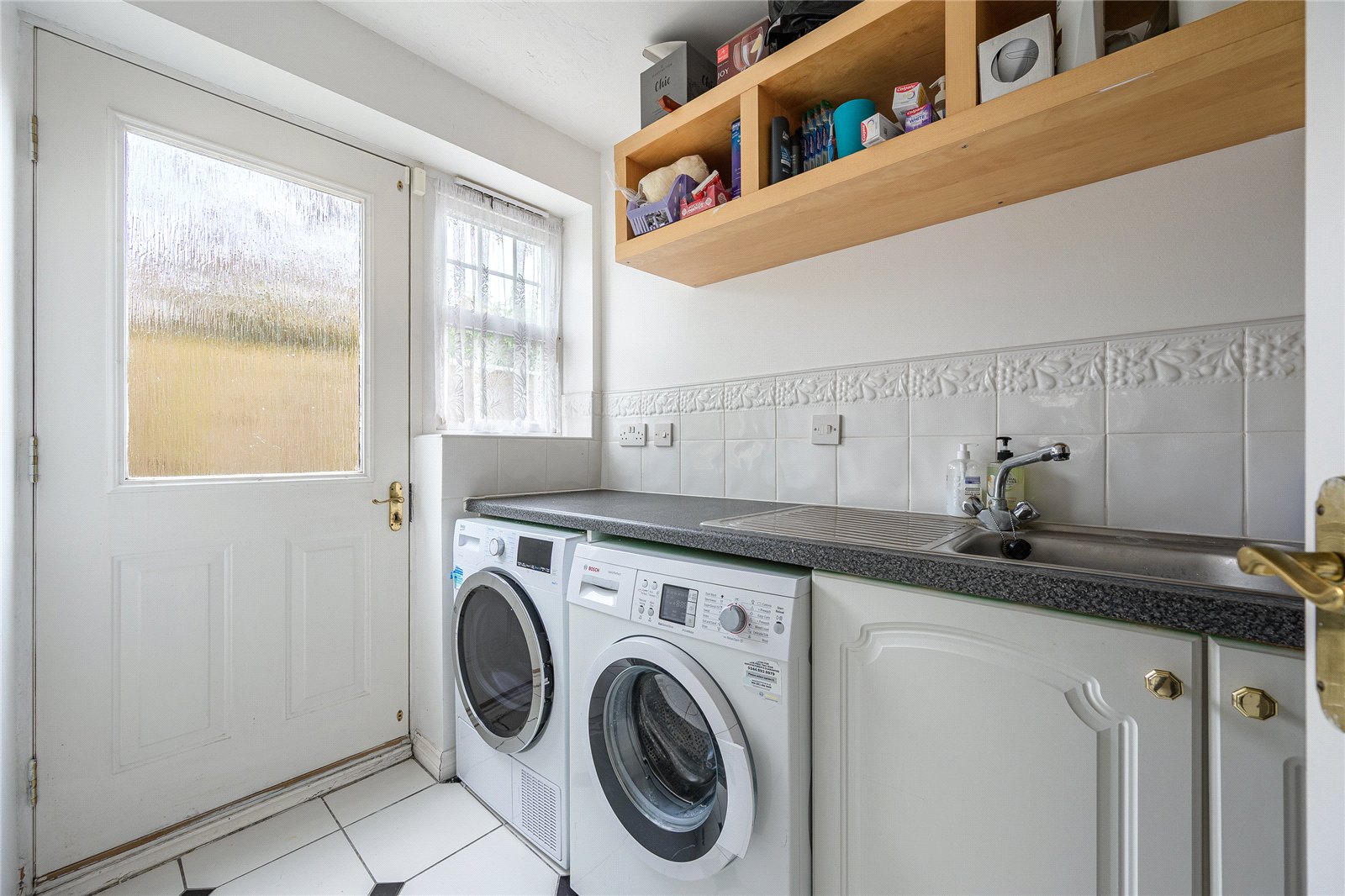 Eltham Drive, Priorslee, Telford, TF2 - DB Roberts