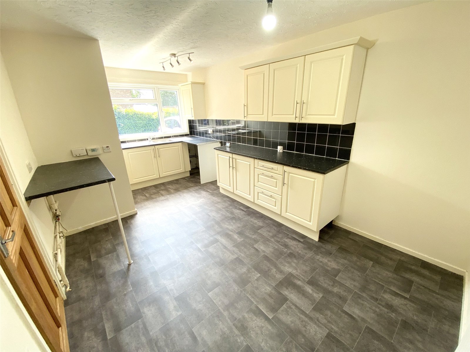 Stone Row, Malinslee, Telford, TF3 - DB Roberts