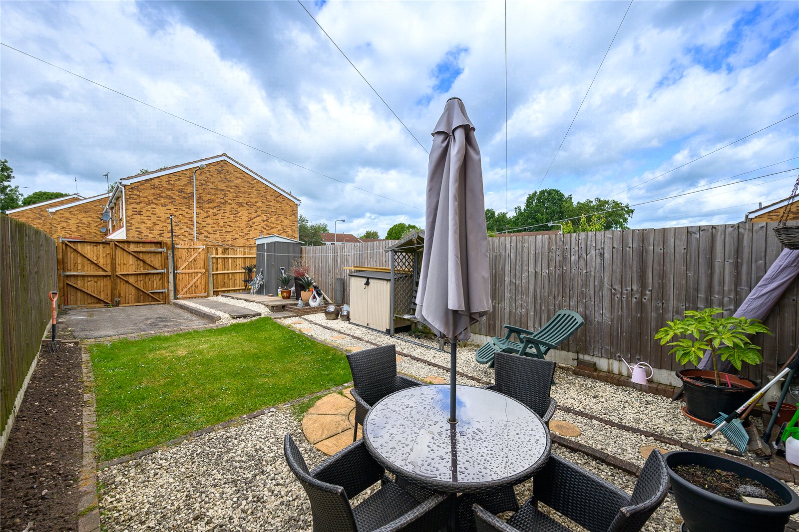 Cosgrove Walk, Oxley, Wolverhampton, WV8 - DB Roberts
