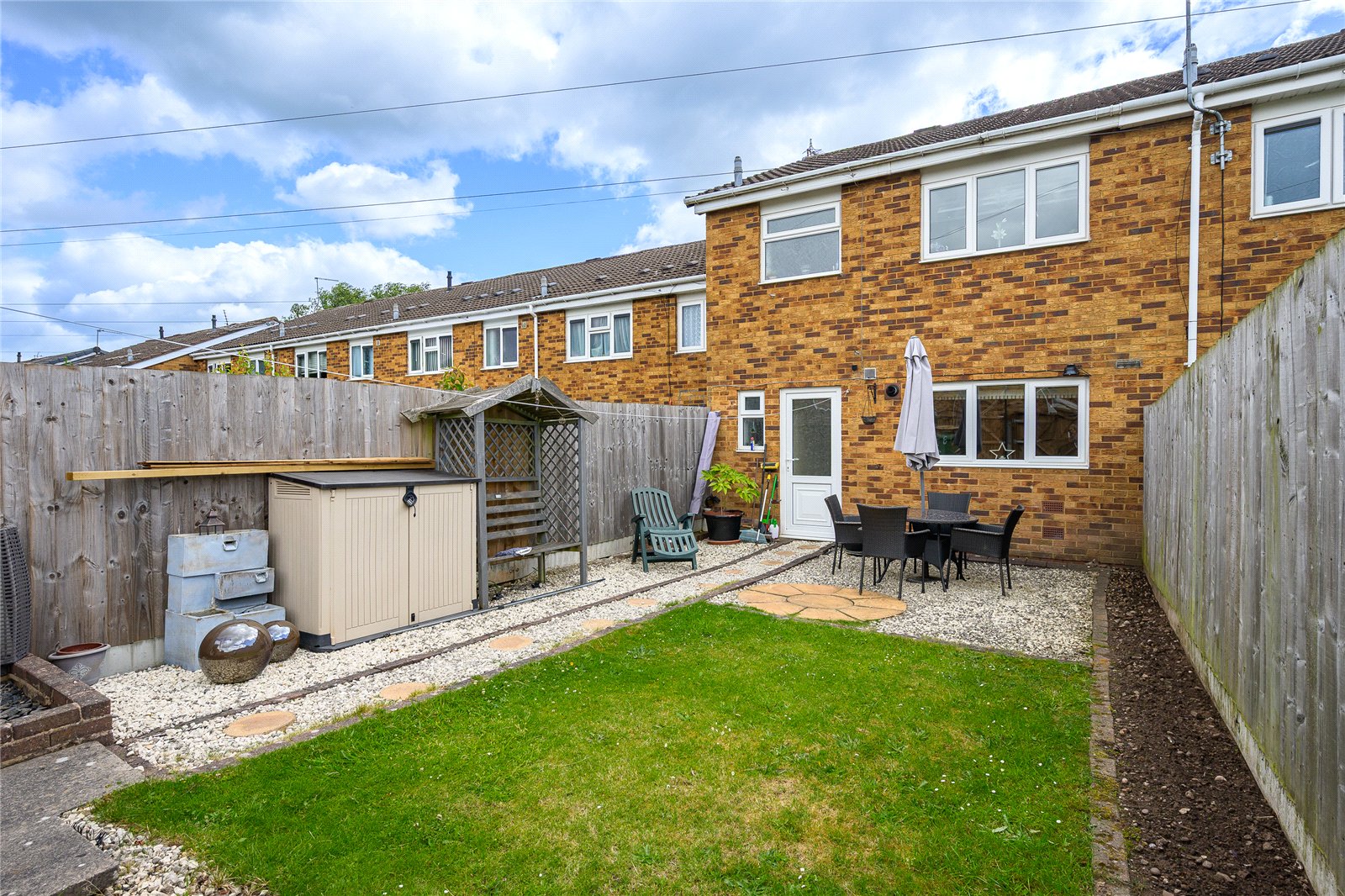 Cosgrove Walk, Oxley, Wolverhampton, WV8 - DB Roberts
