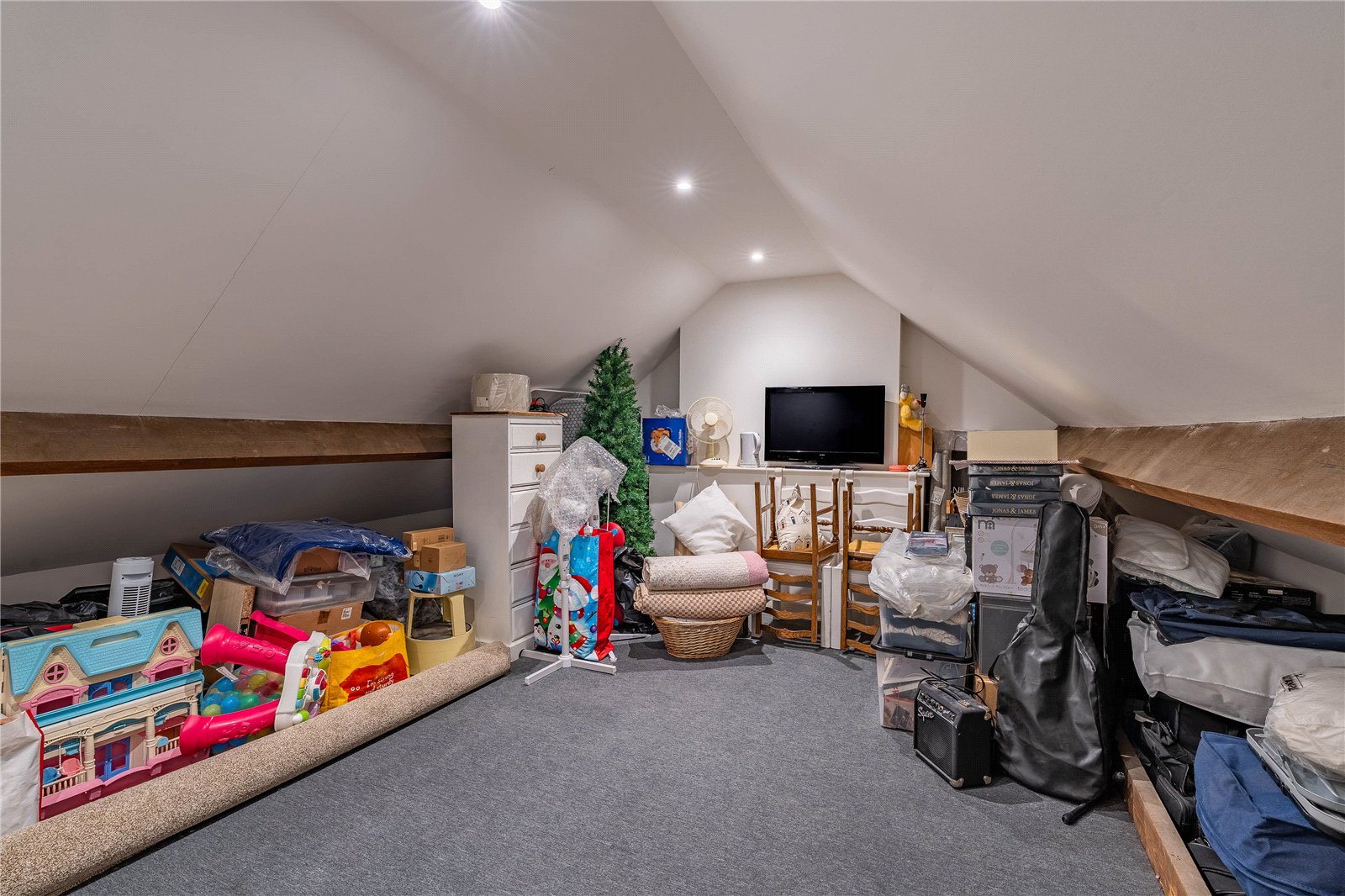 Orchard Road, Shifnal, Shropshire, TF11 - DB Roberts