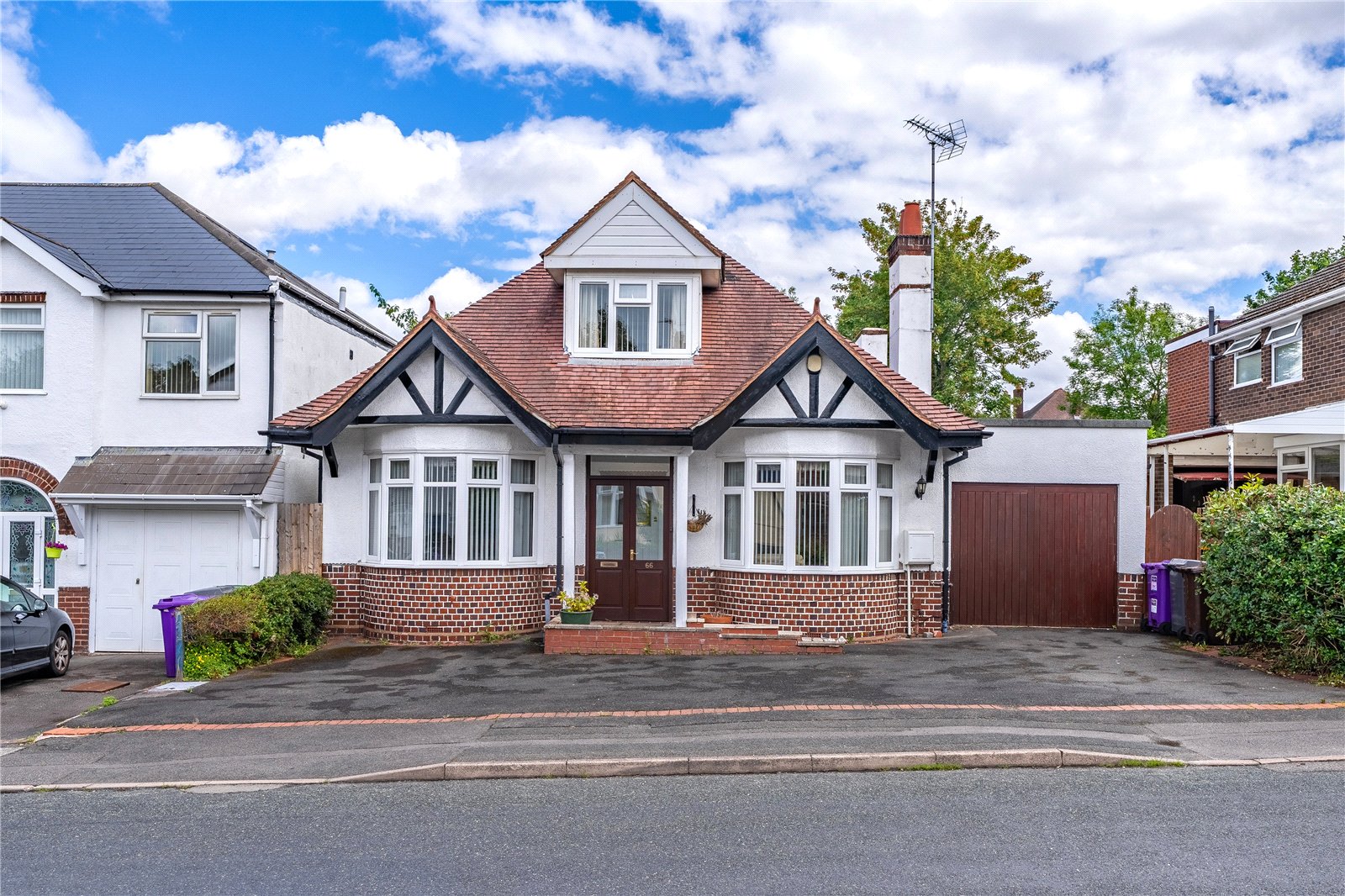 Pennhouse Avenue, Penn, Wolverhampton, WV4 - DB Roberts