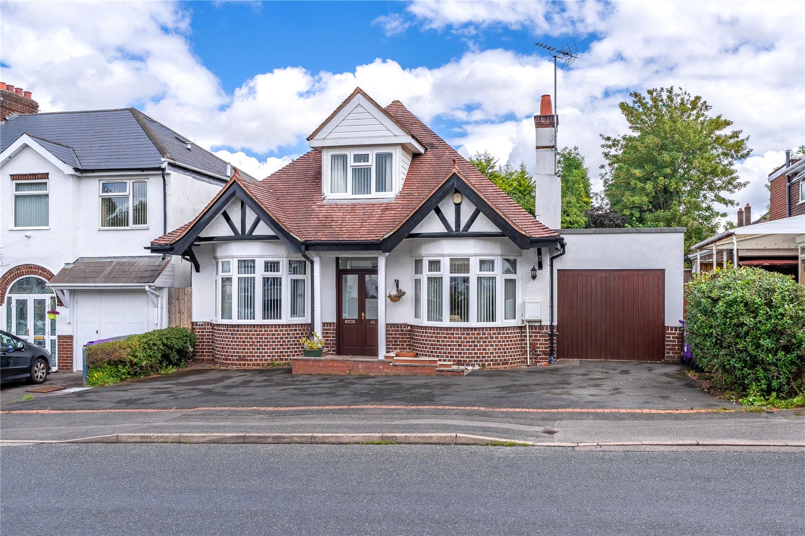 Pennhouse Avenue, Penn, Wolverhampton, WV4 - DB Roberts