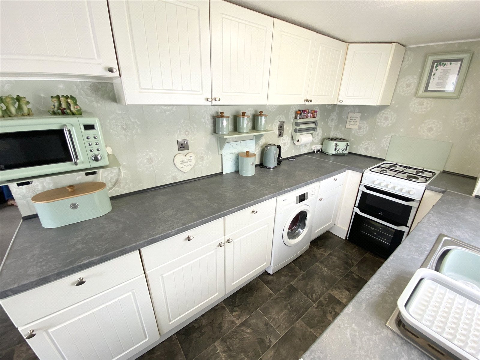 Pool View Caravan Park, Buildwas, Telford, TF8 - DB Roberts