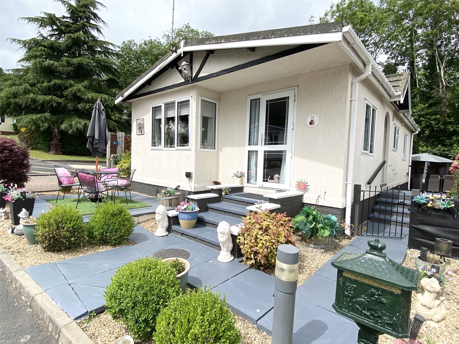 Tweedale Drive, Severn Gorge Park, Telford, TF7 - DB Roberts